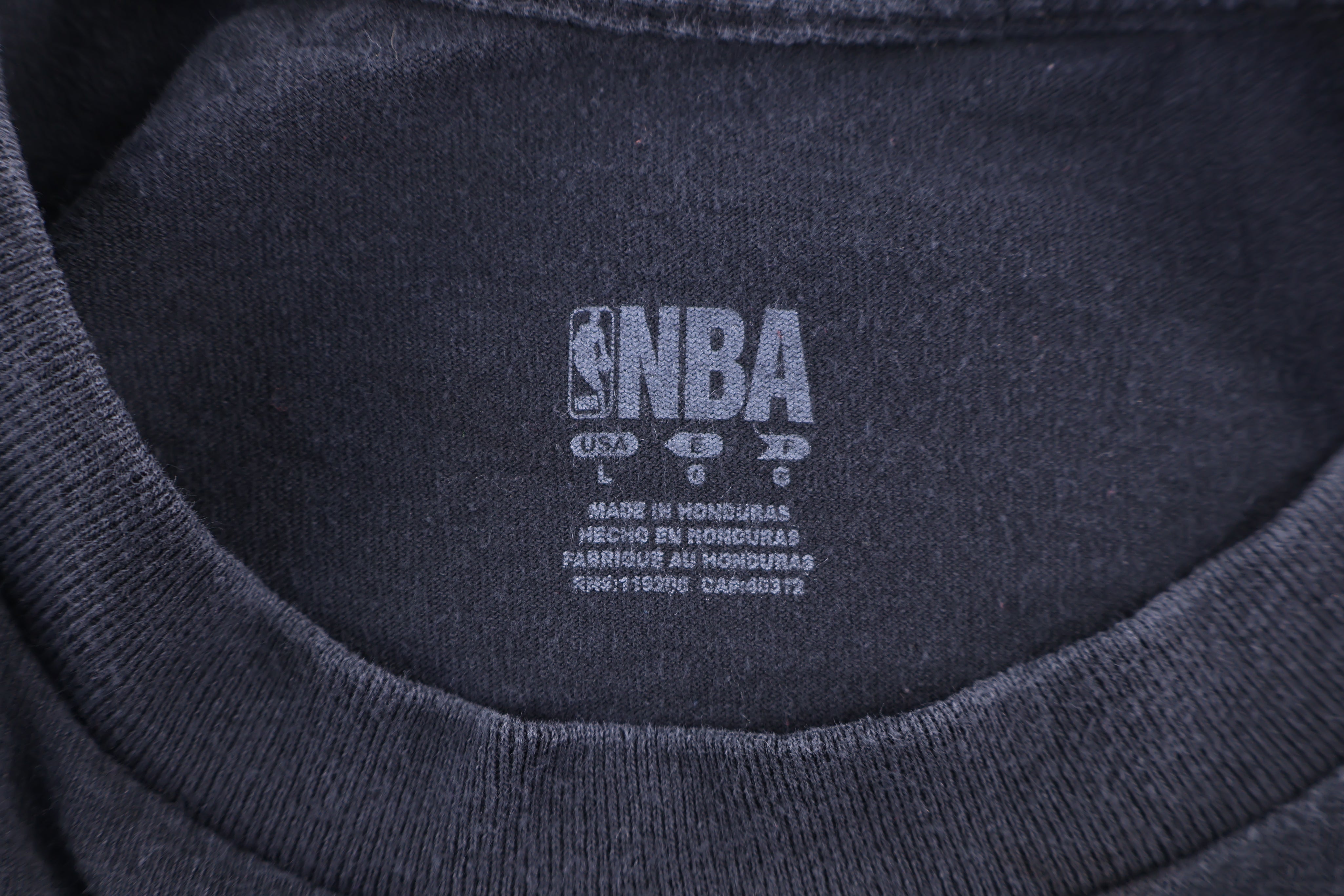Vintage San Antonio Spurs Tim Duncan T-shirt