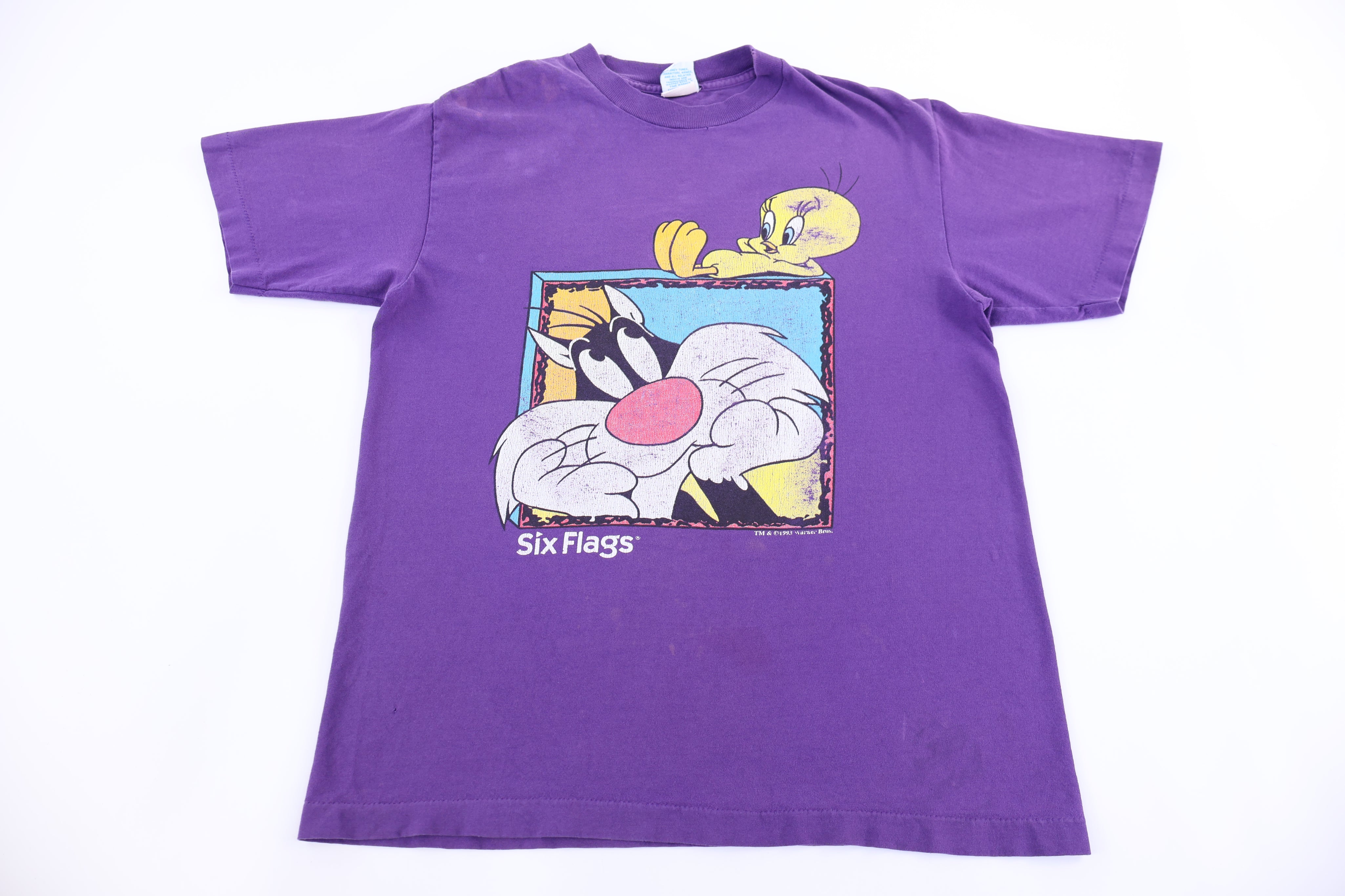 90's Looney Tunes Six Flags T-shirt