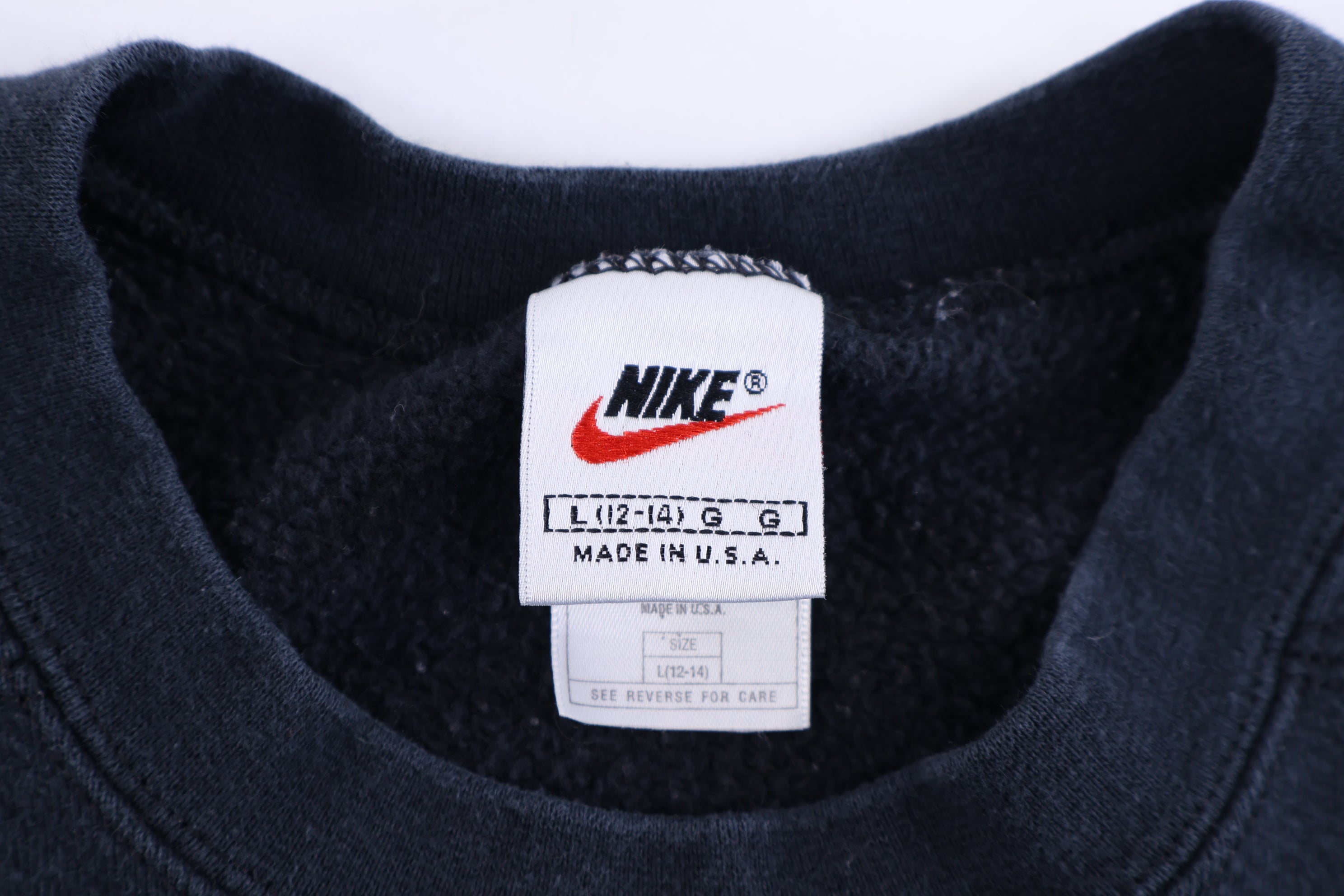 90's Nike Embroidered Logo Black Sweatshirt