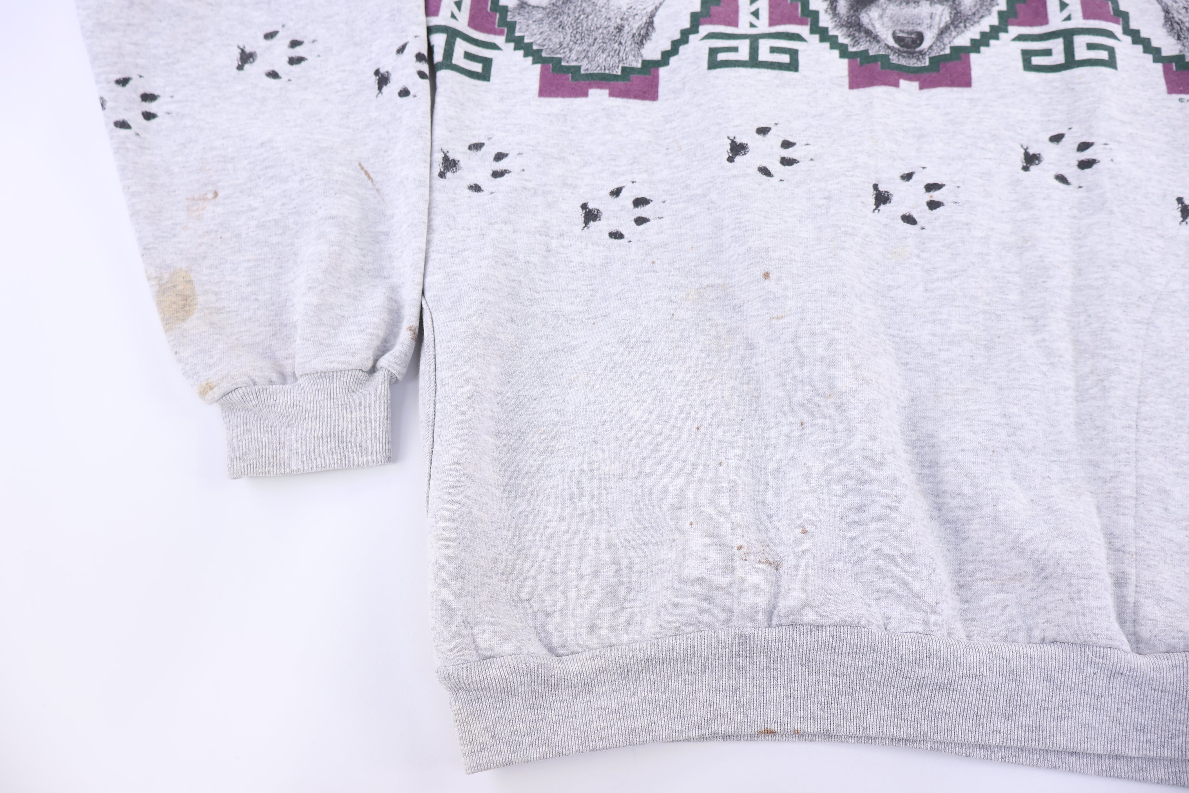 1993 AU Wolf Nature Graphic Sweatshirt
