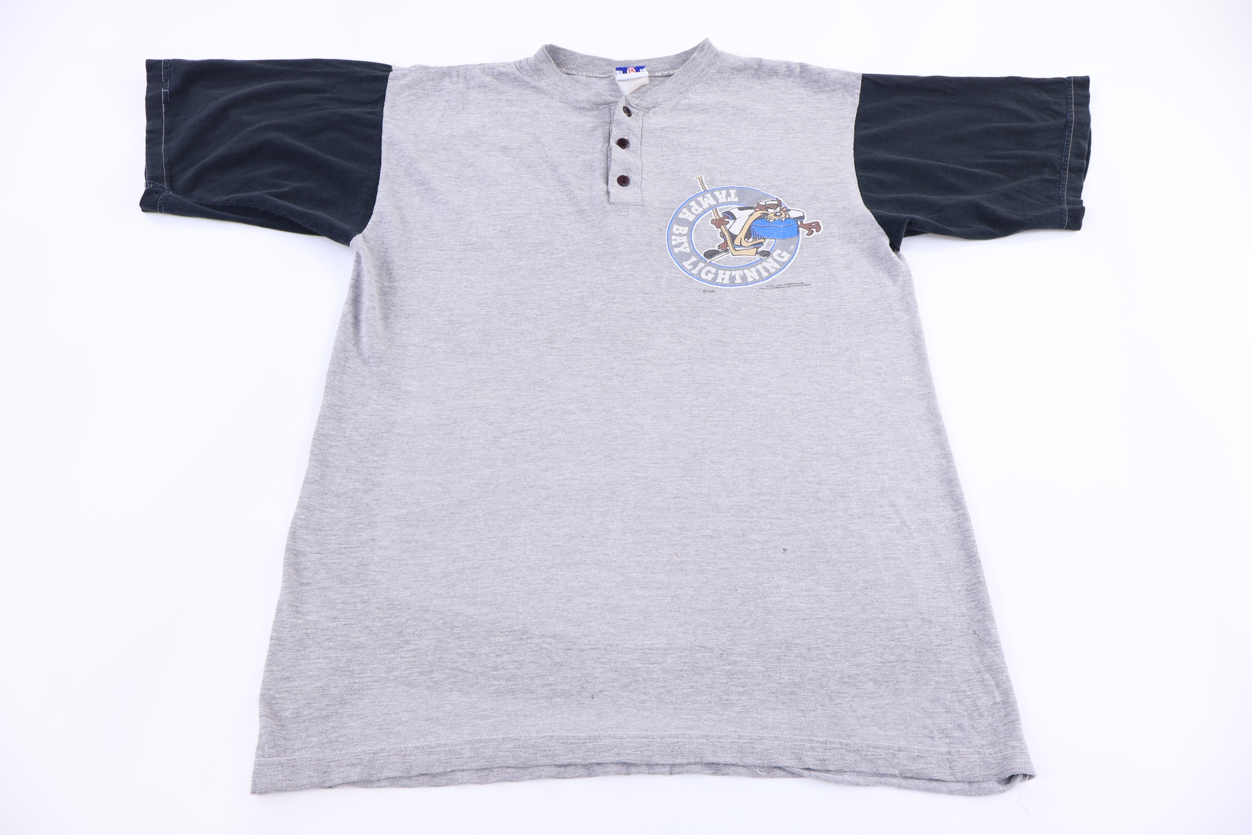 90's Looney Tunes Tampa Bay Lighting Hockey T-shirt