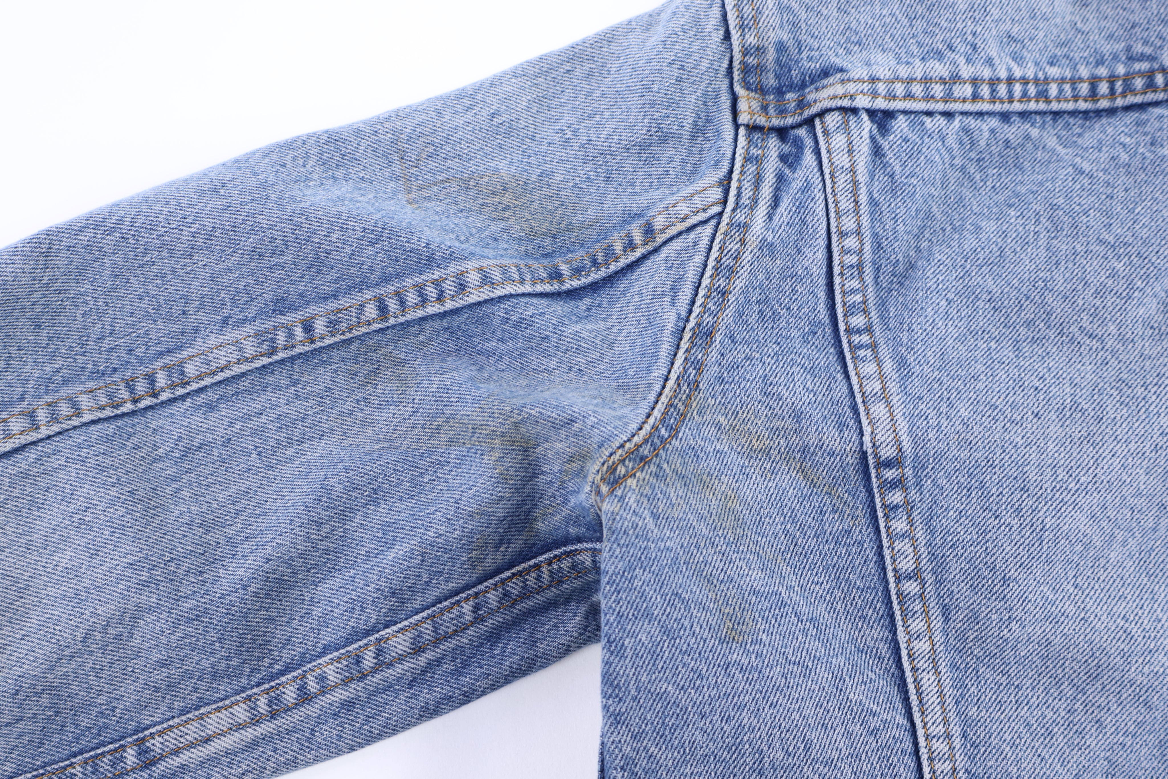 90's Levi's Medium Wash Denim Jacket