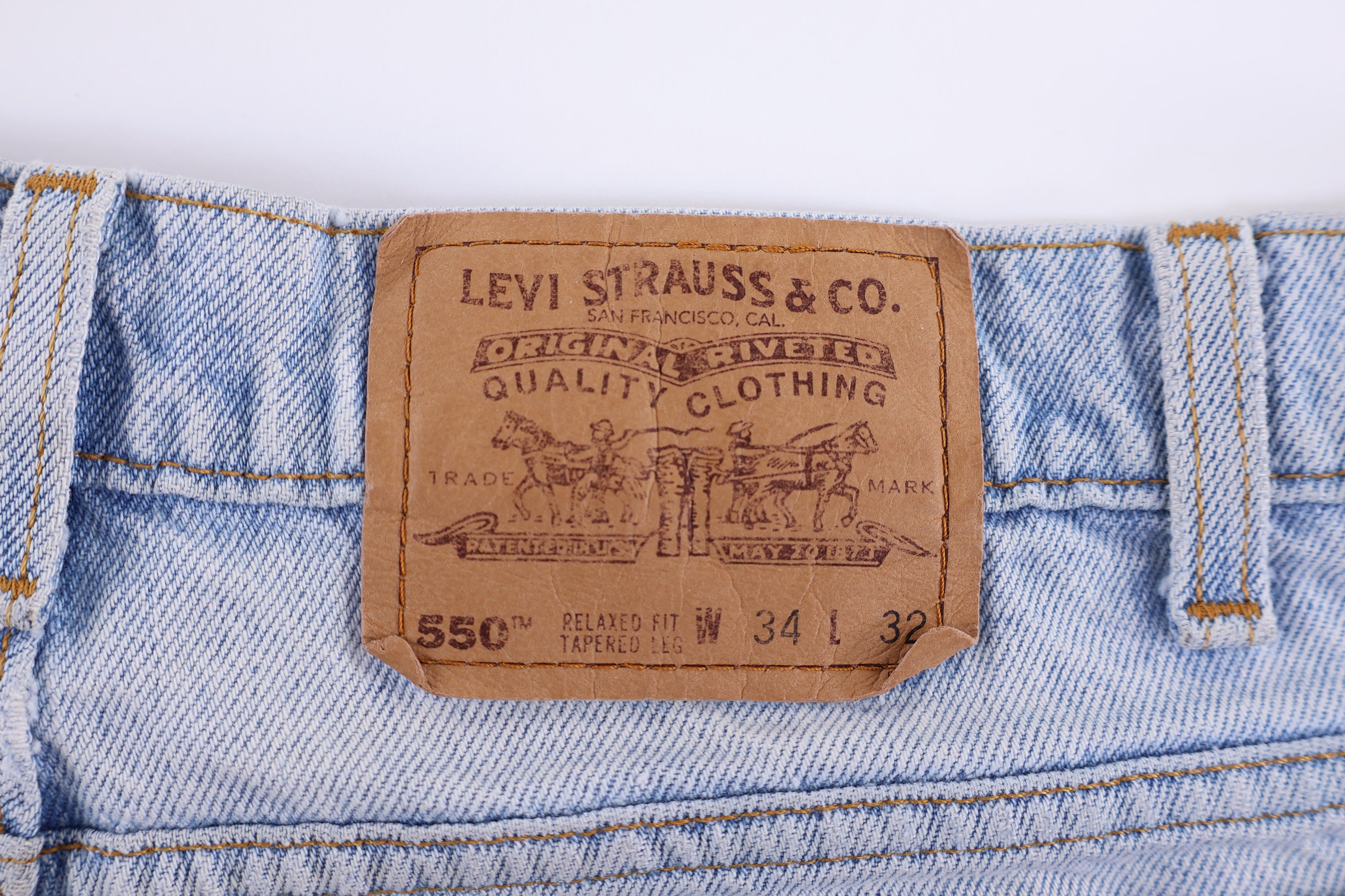 90's Levi's 550 Light Wash Denim Jeans