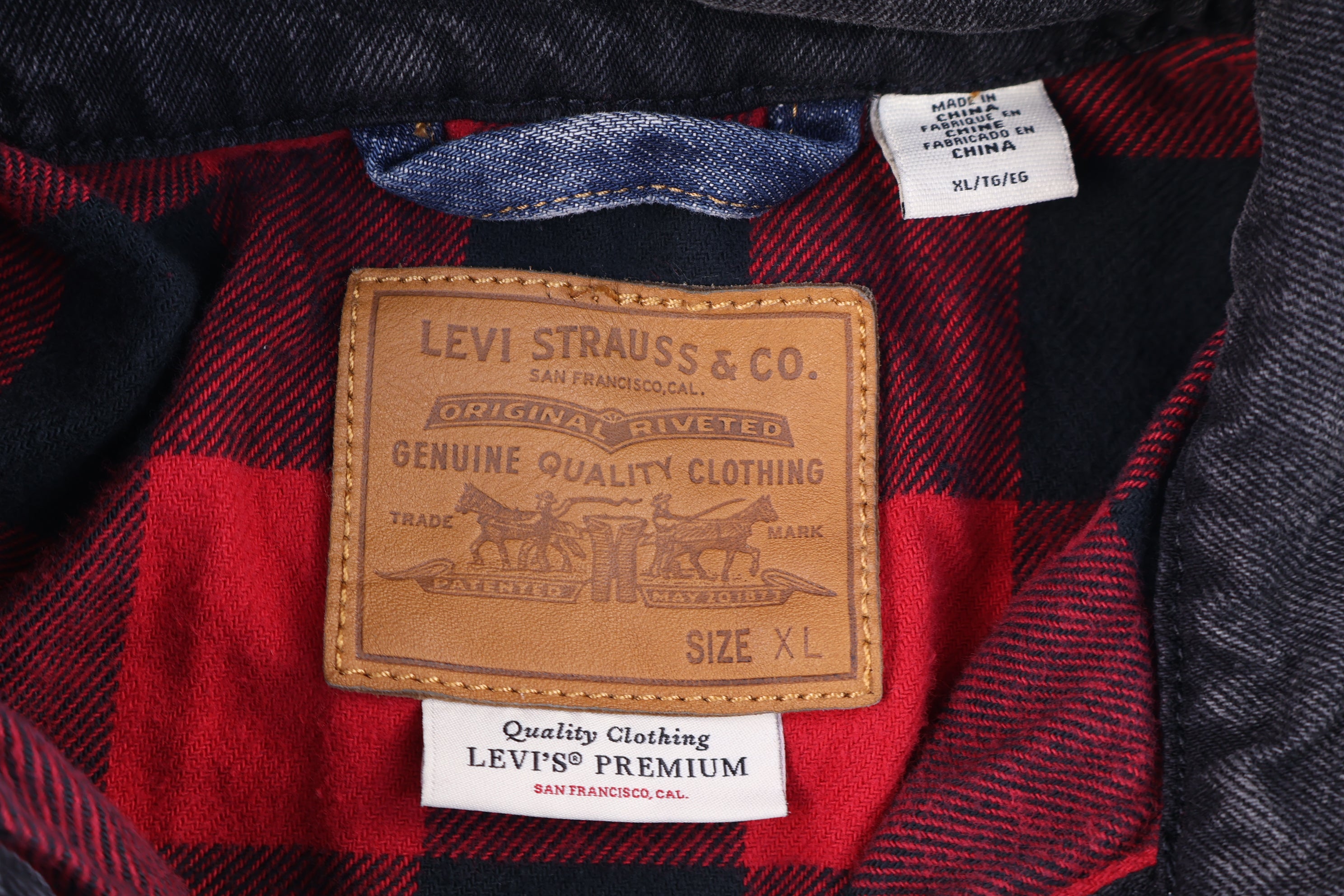 Levi's Medium Wash Hybrid Trucker Jacket