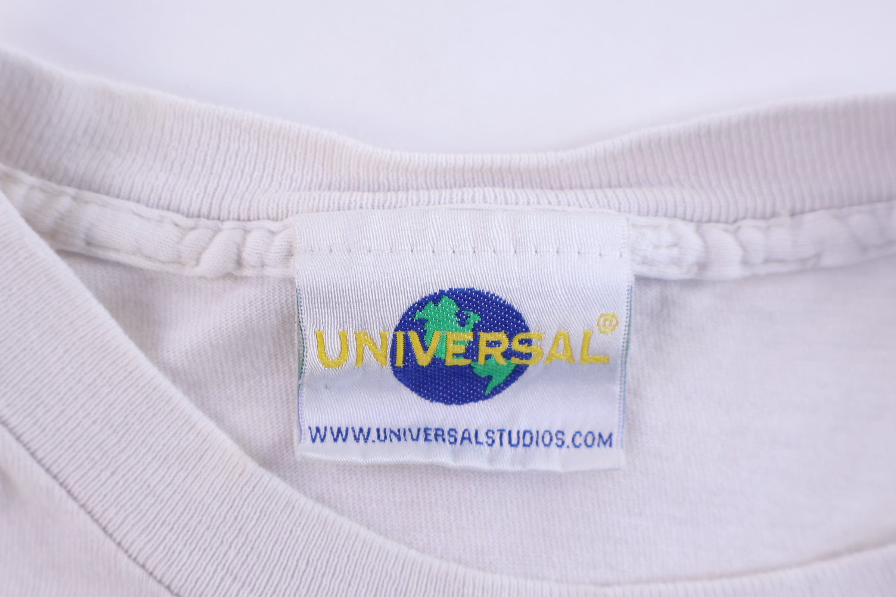 90's Universal Studios Dr. Seuss Islands of Adventure  T-shirt