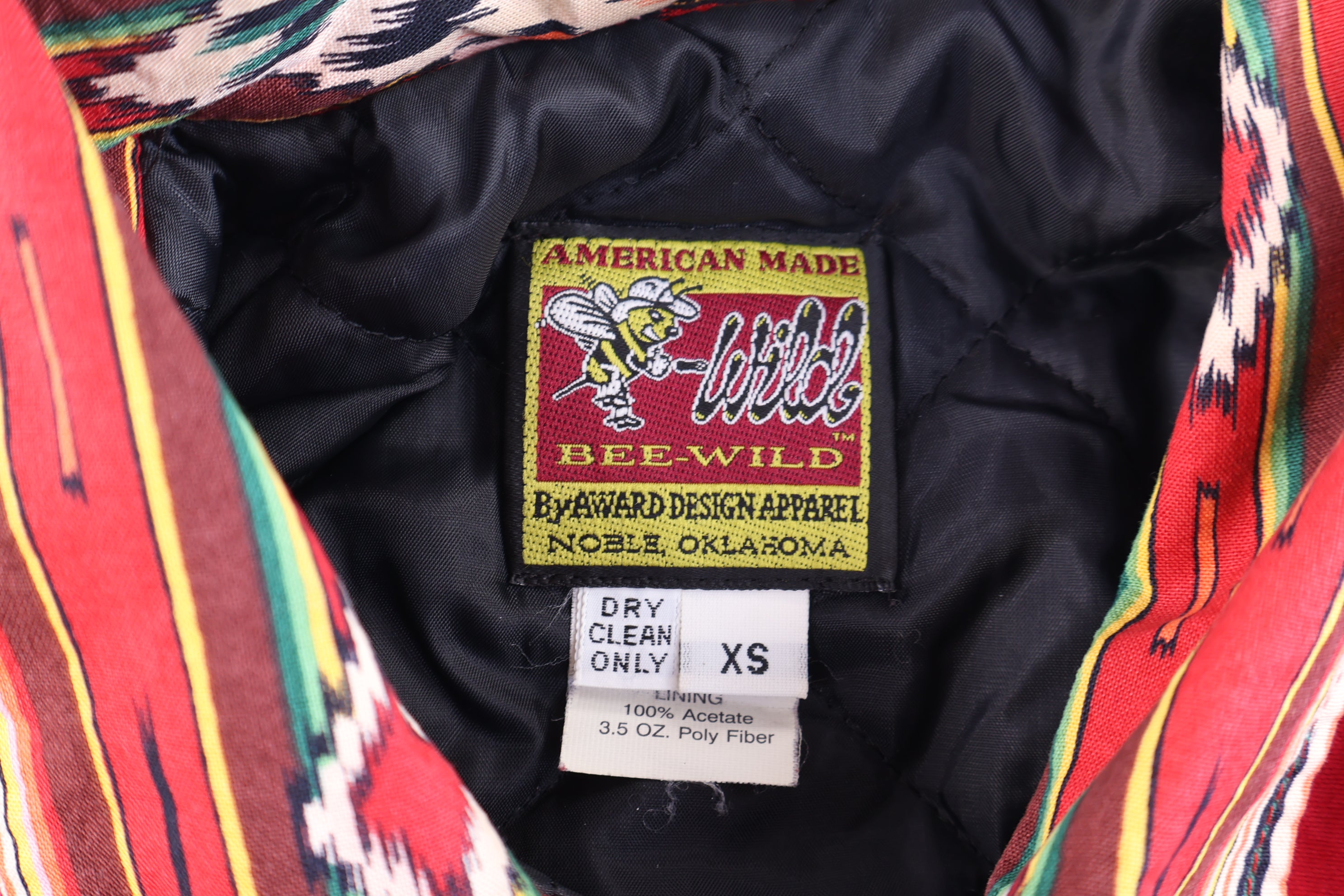 90's Bee-Wild Southwestern Pattern Full Zip Jacket