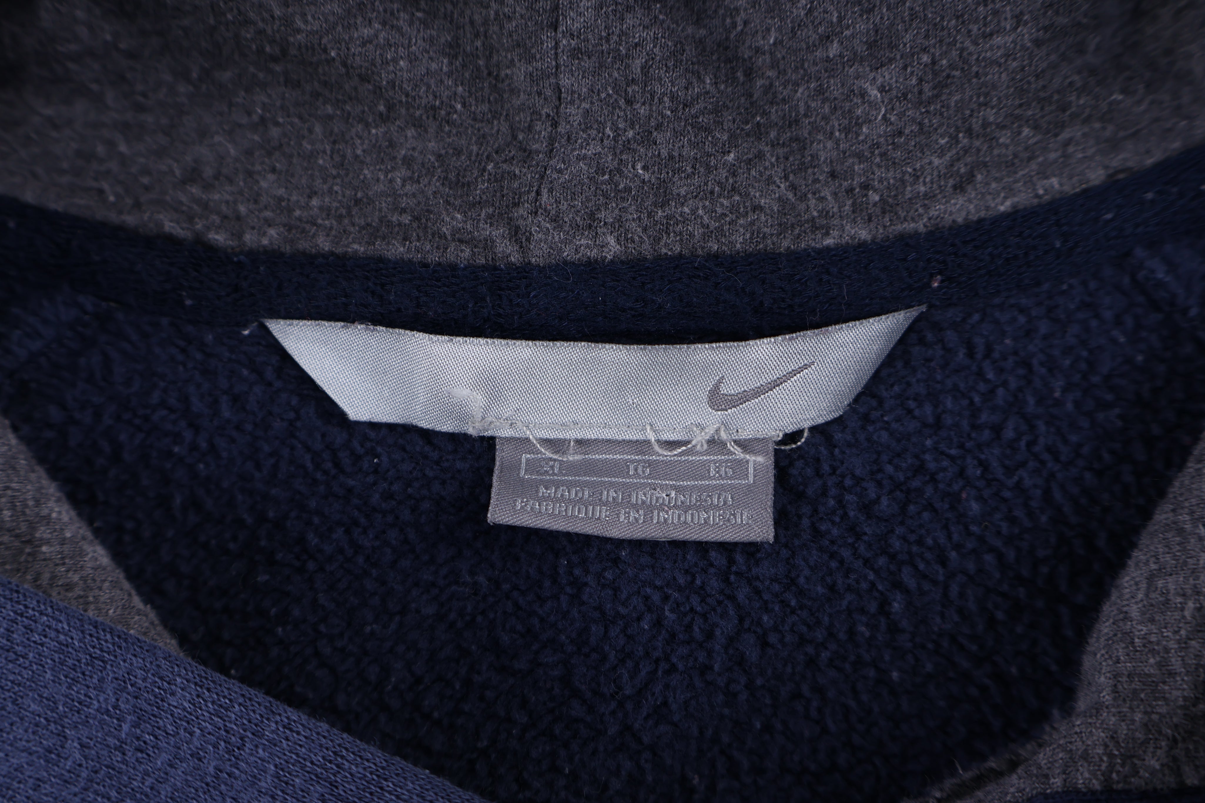 Vintage Nike Embroidered Logo Blue Pullover Hoodie