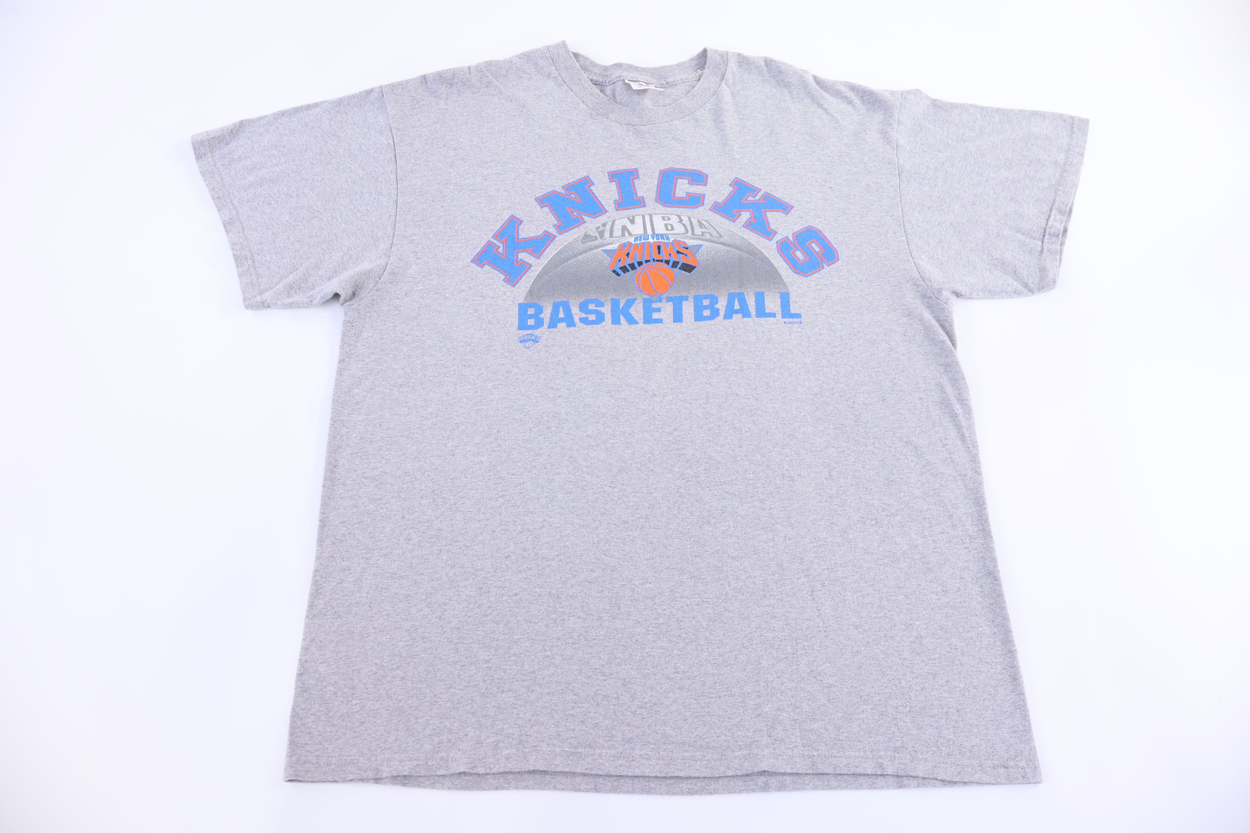 Vintage New York Knicks Basketball T-shirt