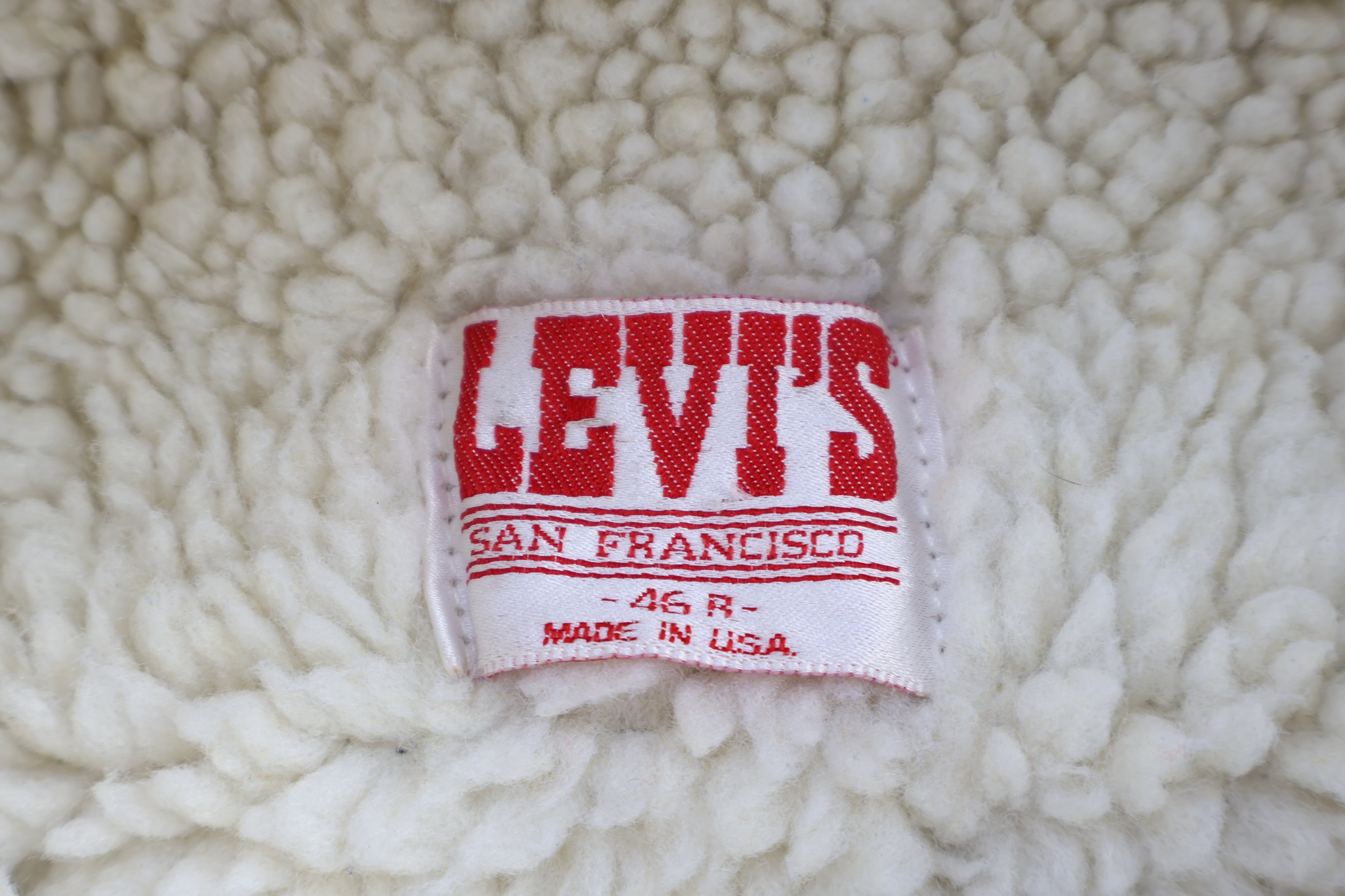 80's Levi's Medium Wash Sherpa Lined Jacket