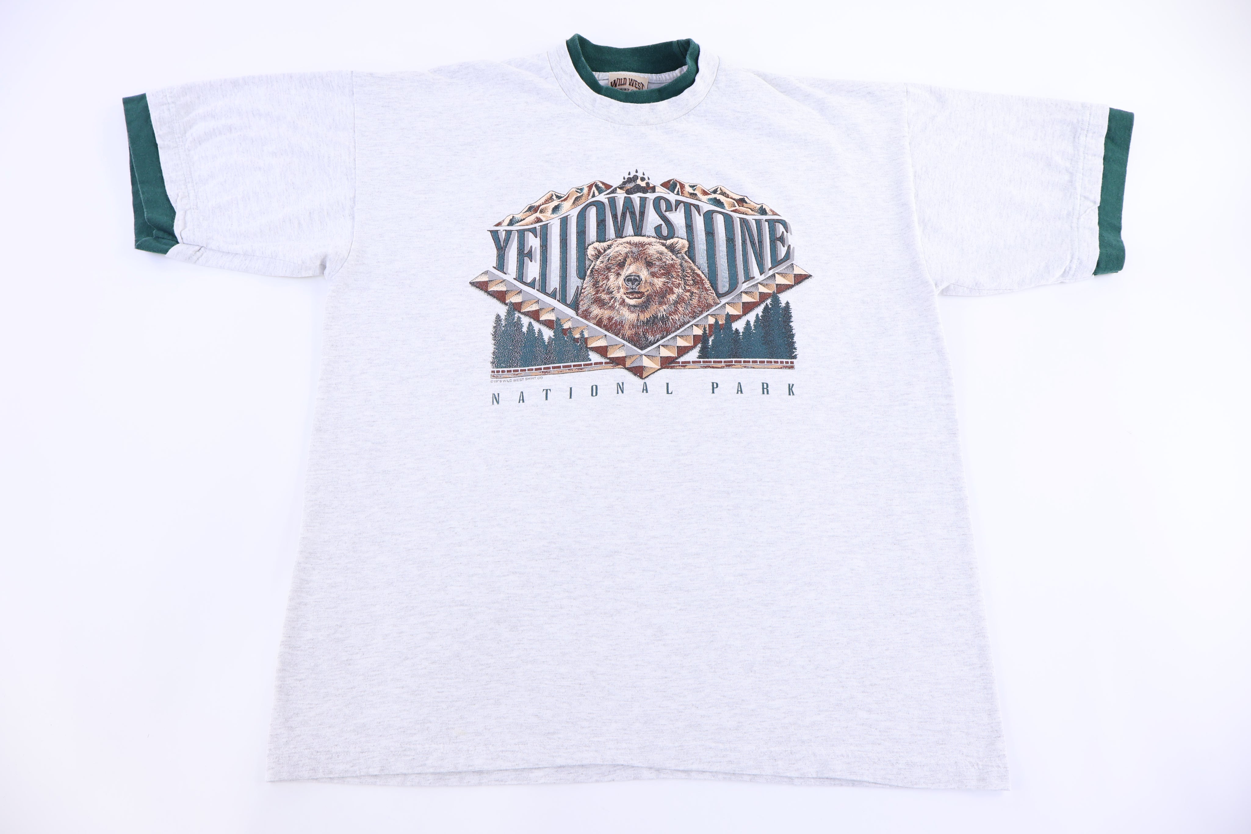 90's Yellowstone National Park T-shirt