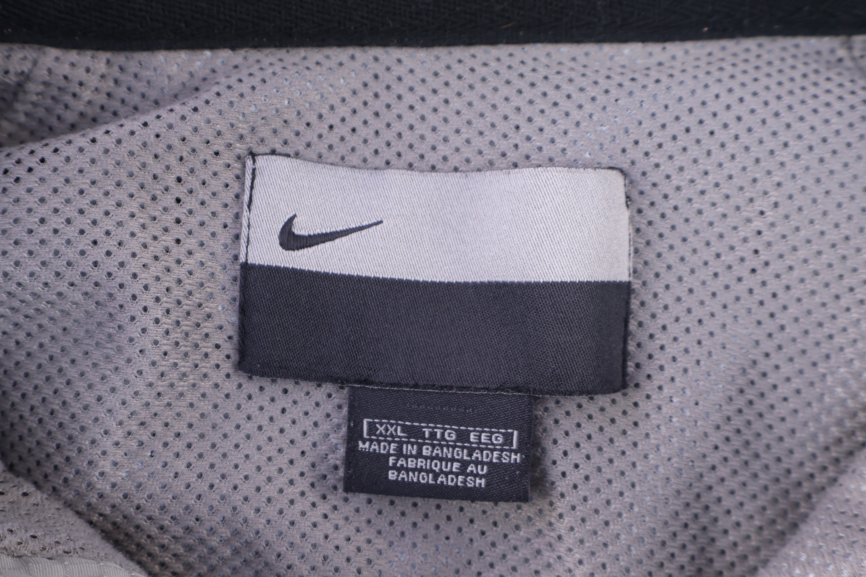 Vintage Nike Black Anorak Windbreaker