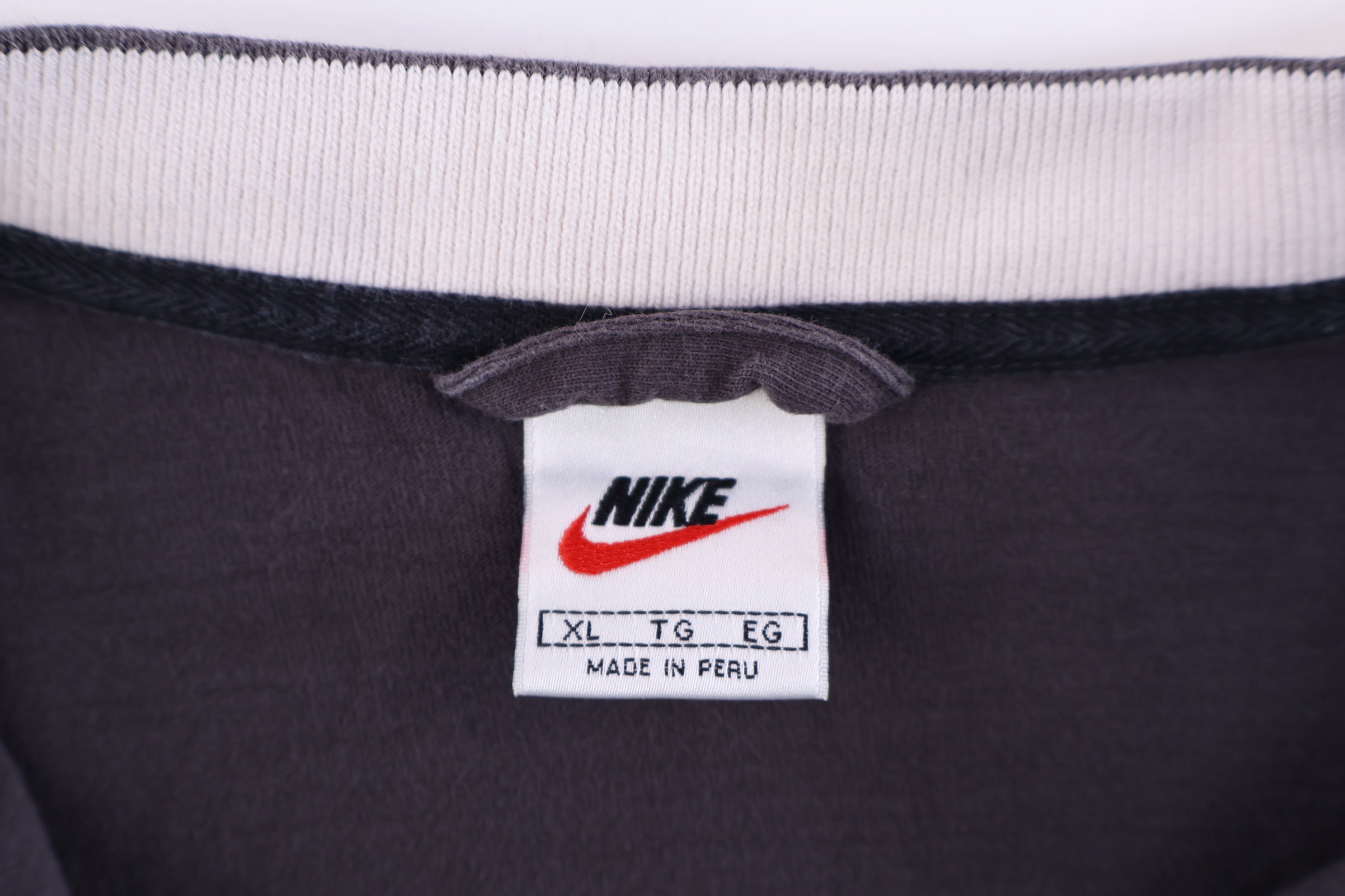 90's Nike Embroidered Logo Quarter Zip Pullover