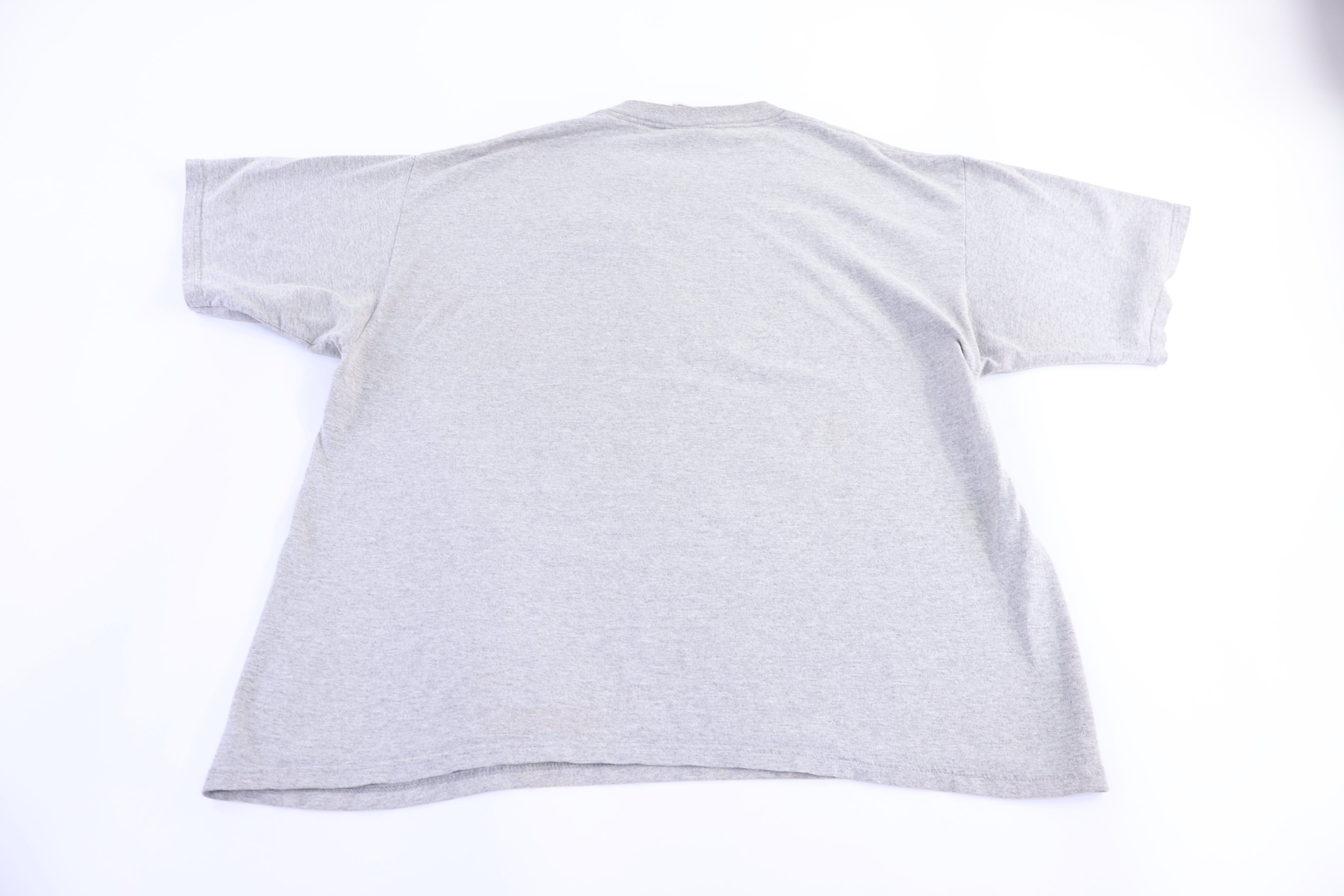 Vintage New England Patriots Football T-shirt