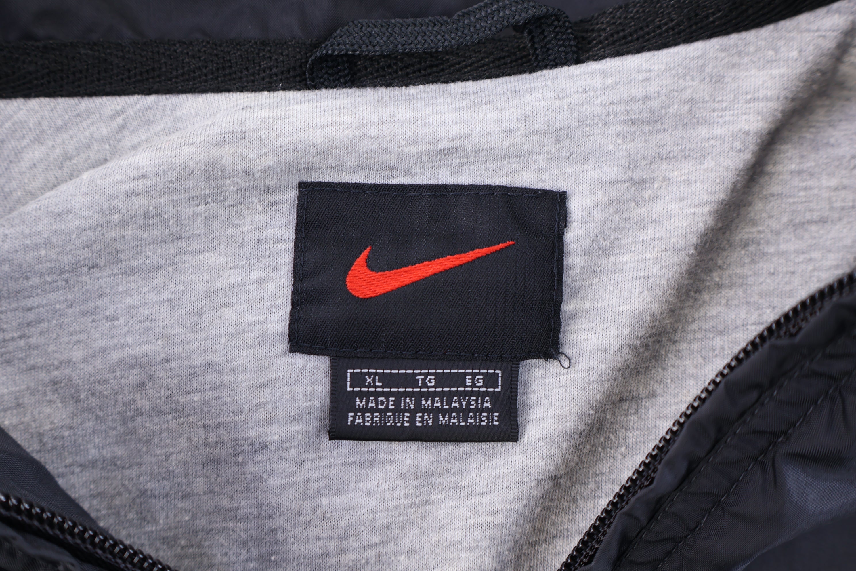 Vintage Nike Embroidered Logo Full Zip Jacket