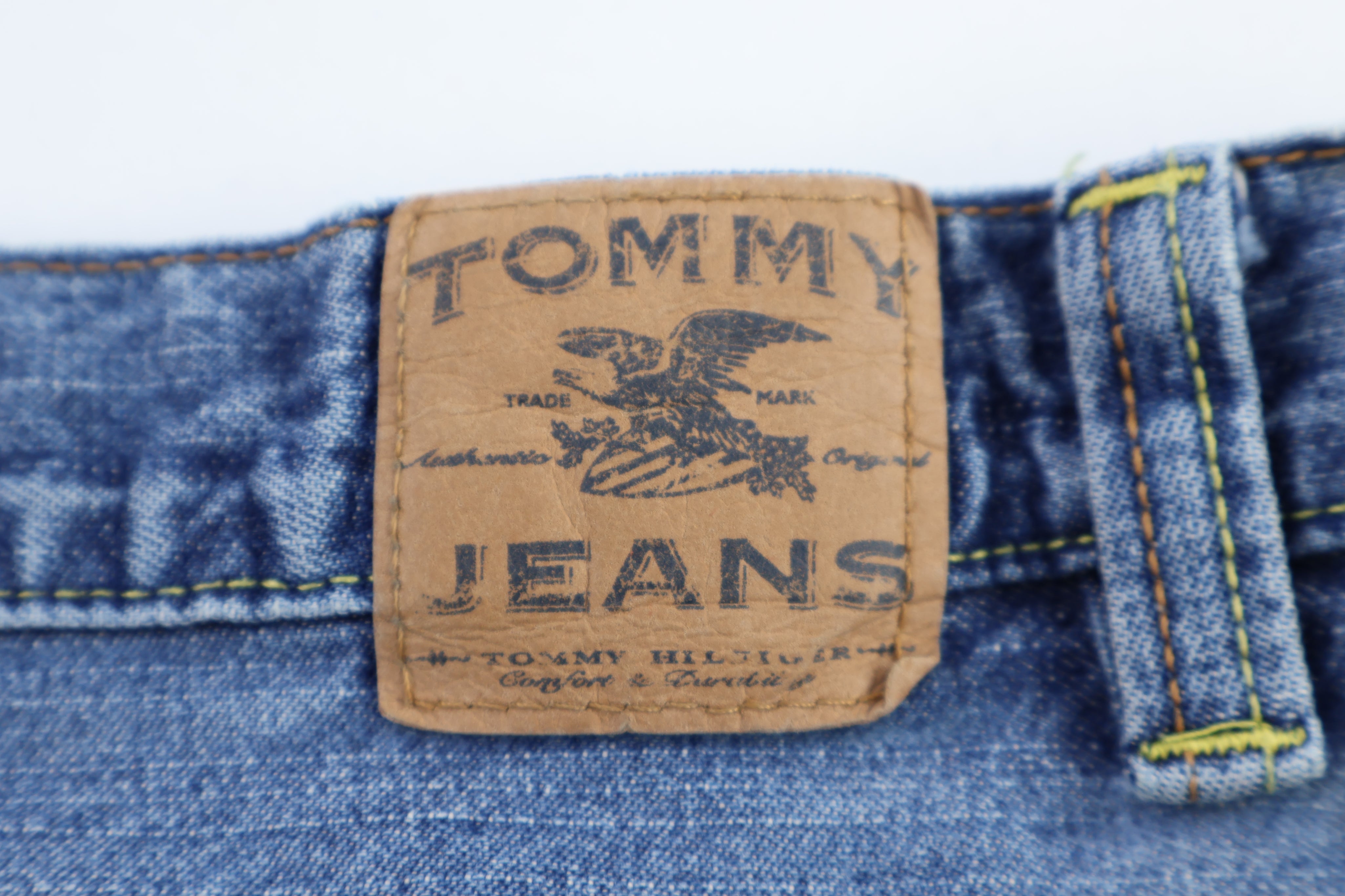 Vintage Tommy Hilfiger Jeans Medium Wash Denim Jean