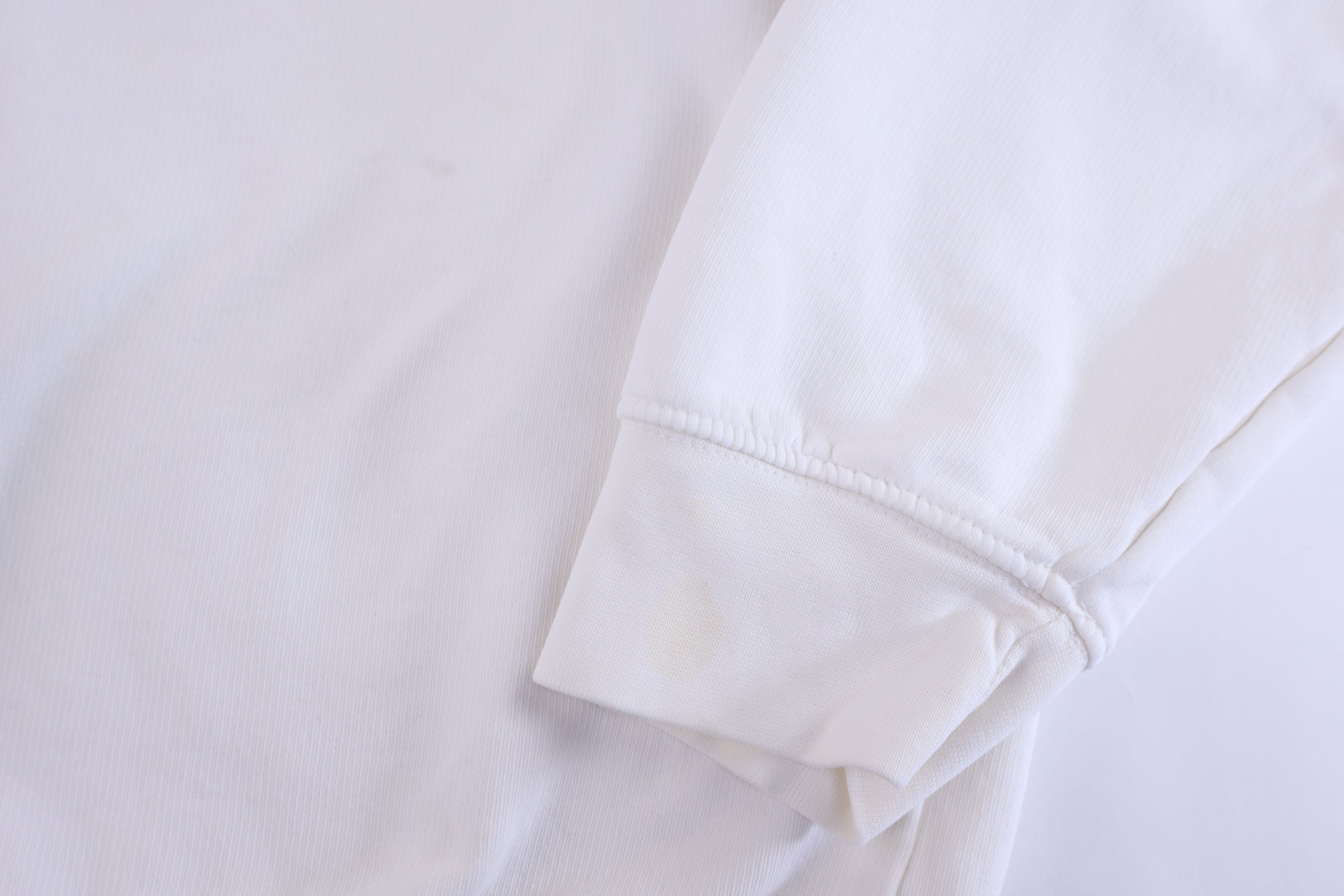 Vintage Nike Embroidered Logo White Sweatshirt