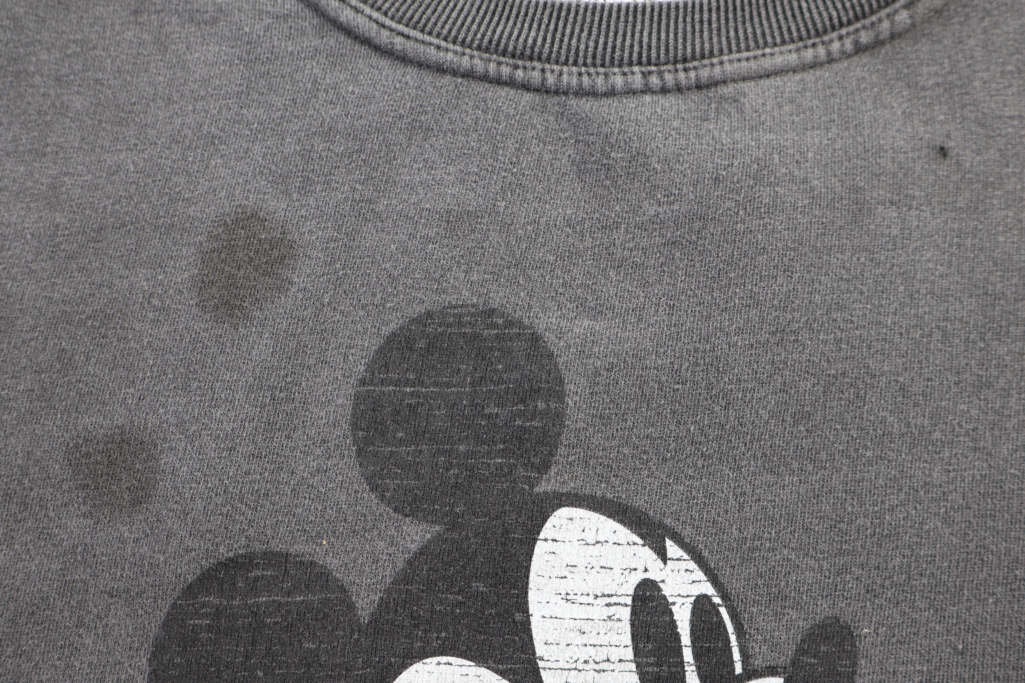 Vintage Mickey Mouse Graphic Sweatshirt