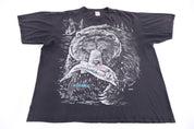 90's Alaska Bear Nature Graphic T-shirt