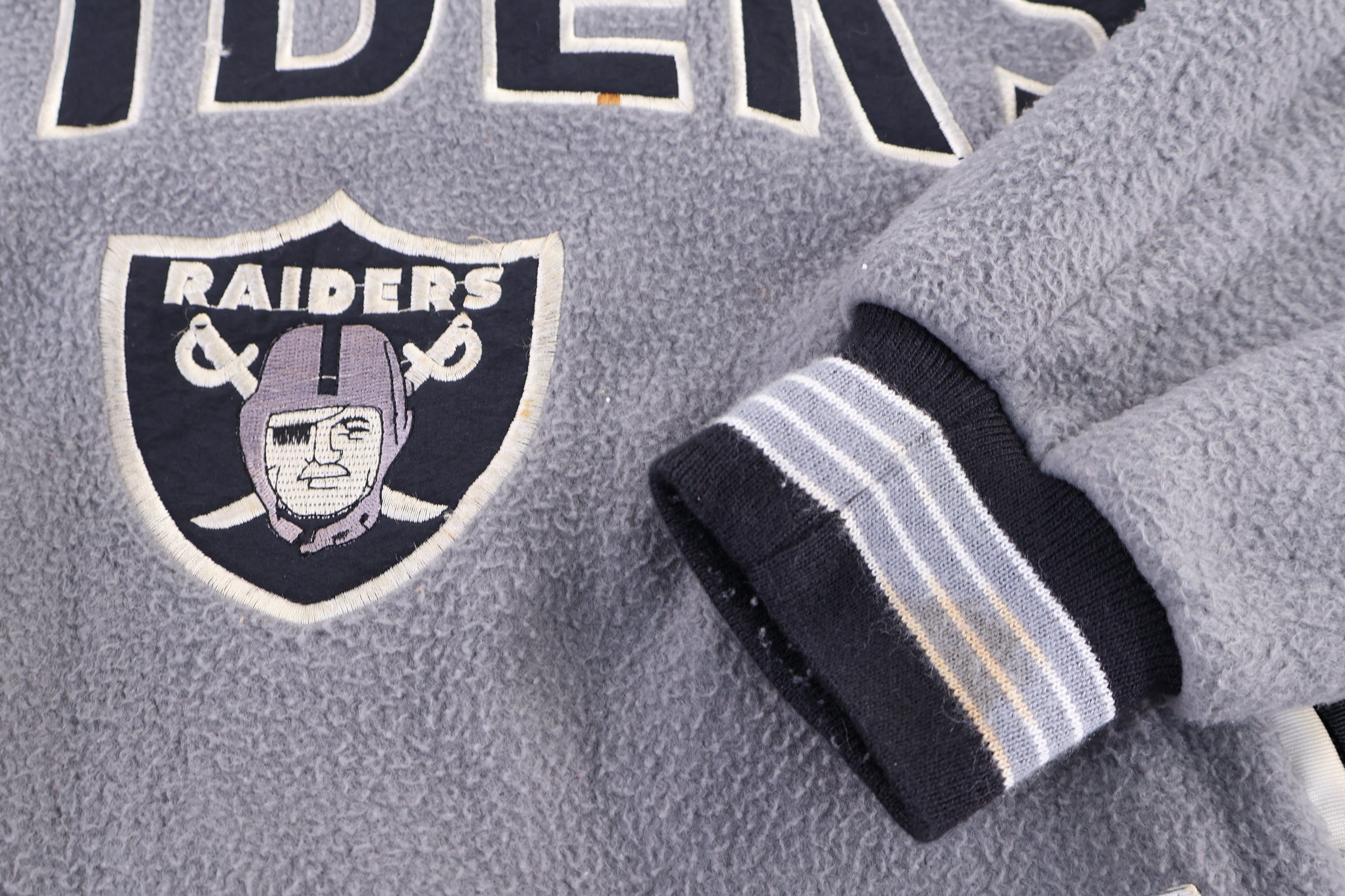 Vintage Oakland Raiders Football Fleece Pullover