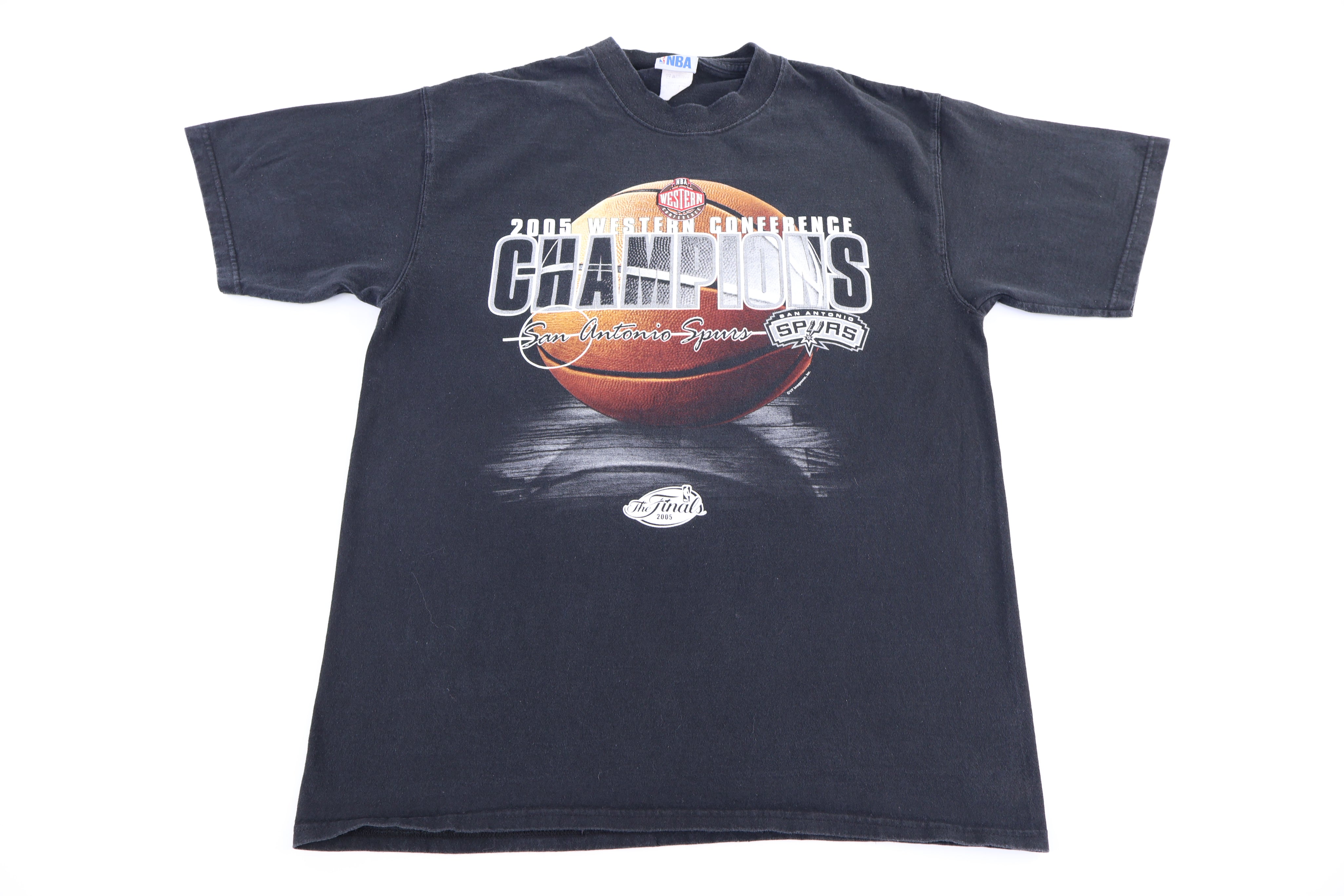 2005 San Antonio Spurs Basketball T-shirt
