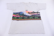 90's Maui Hawaii Nature Graphic T-shirt