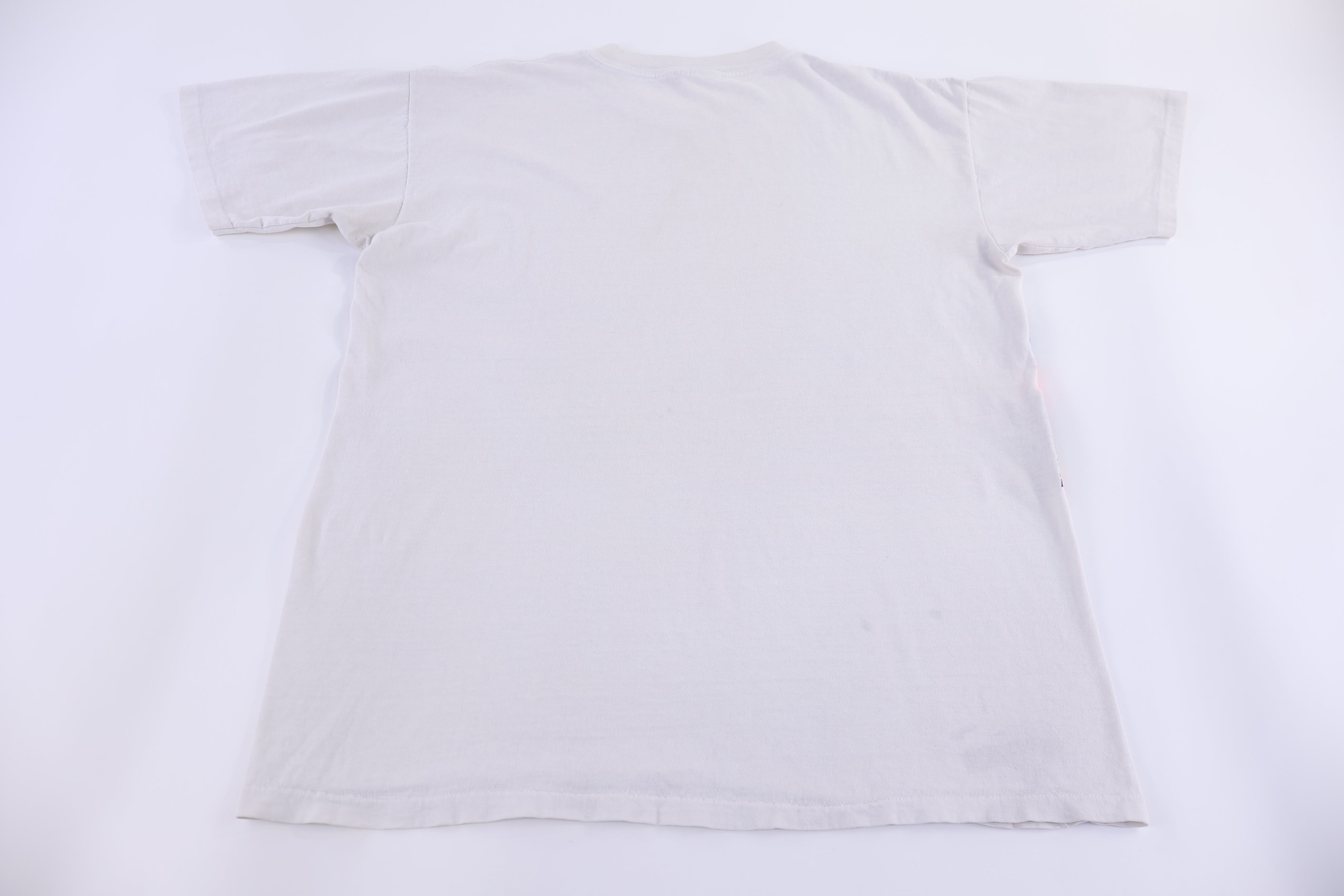 90's Maui Hawaii Nature Graphic T-shirt