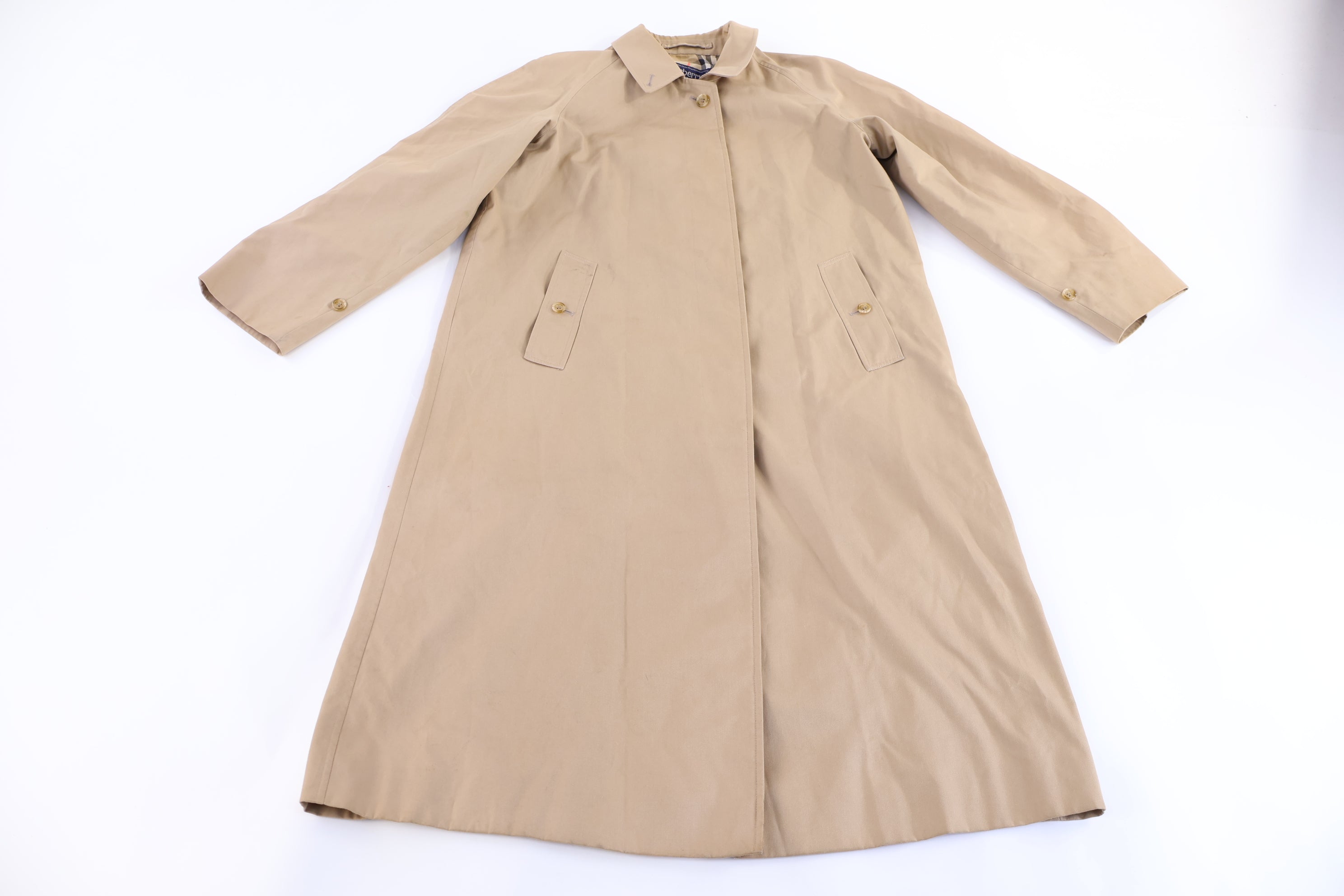 90's Burberrys Tan Trench Coat