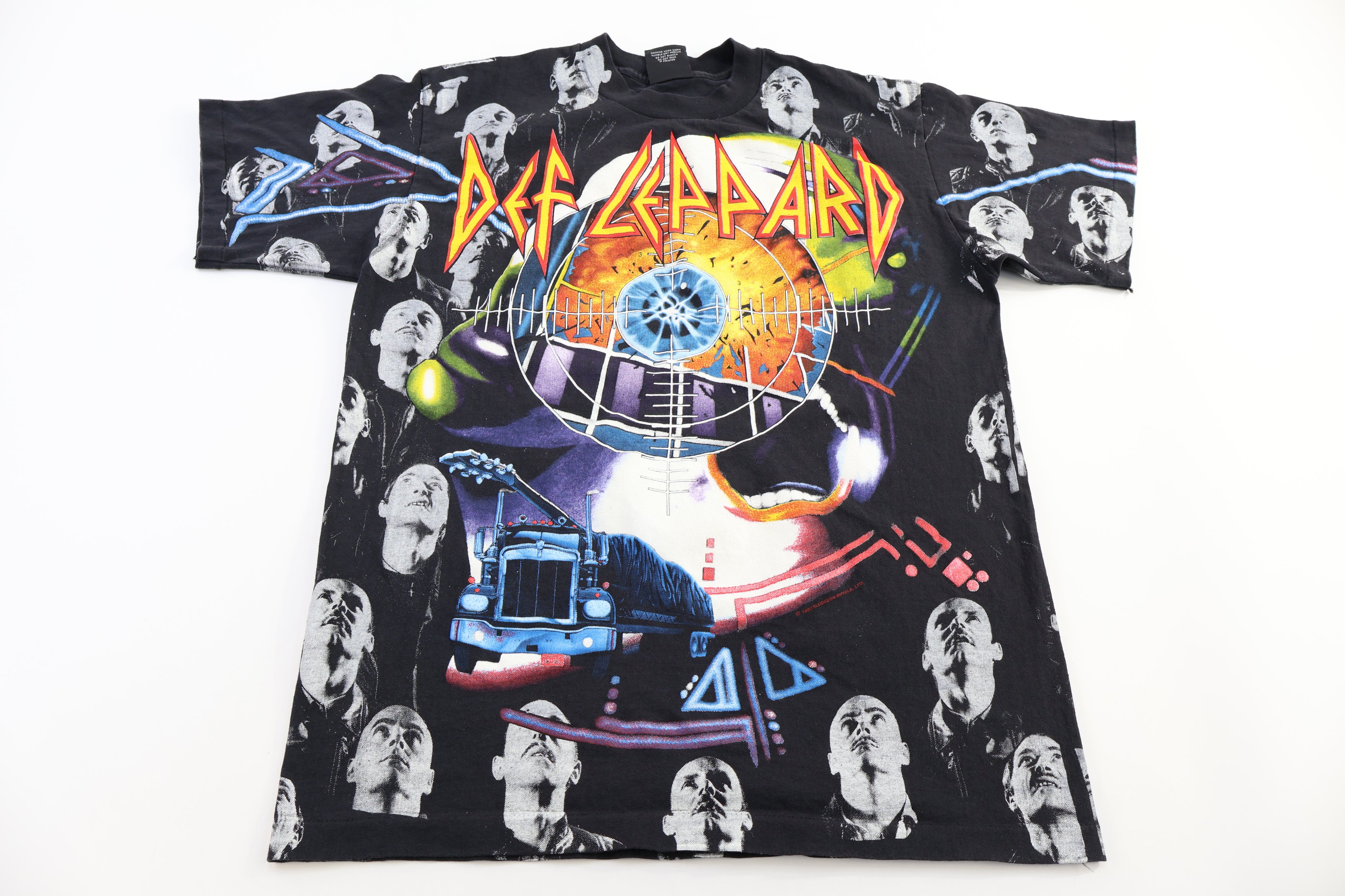 1992 Def Leppard All Over Graphic T-shirt