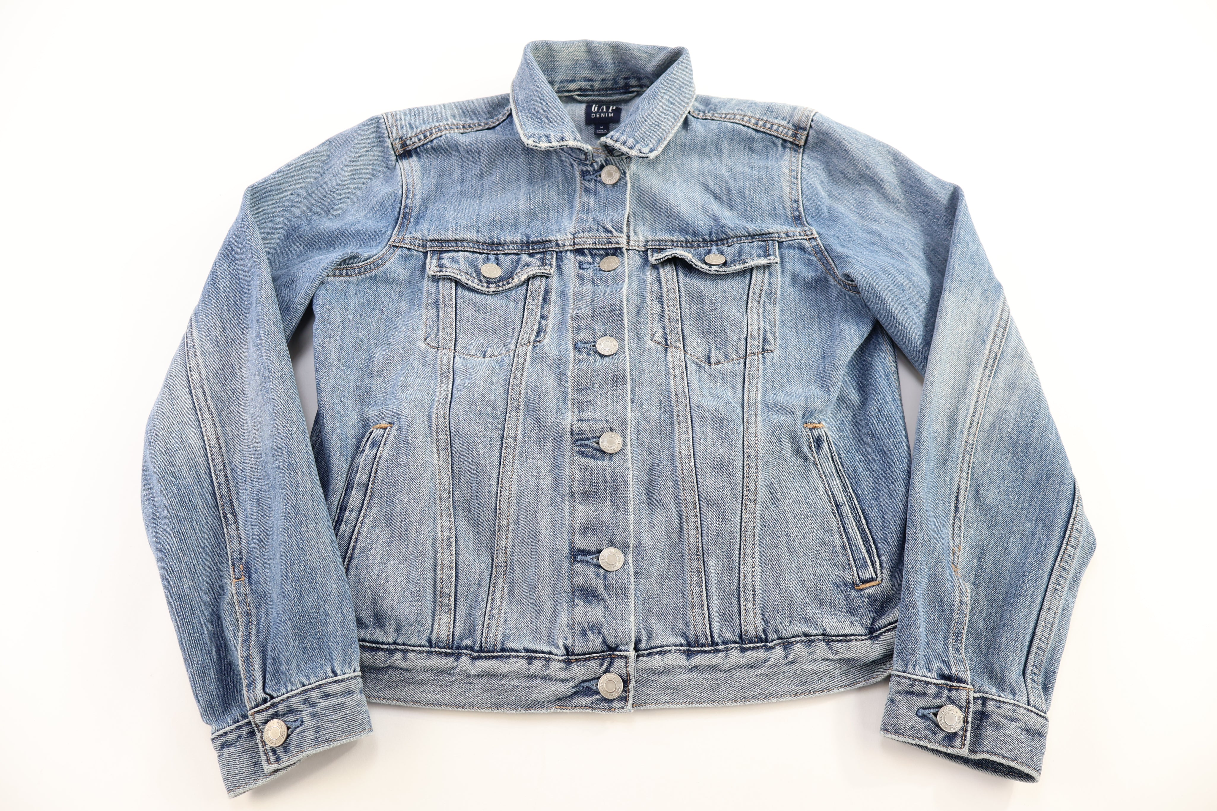 Women's GAP Medium Wash Denim Jacket