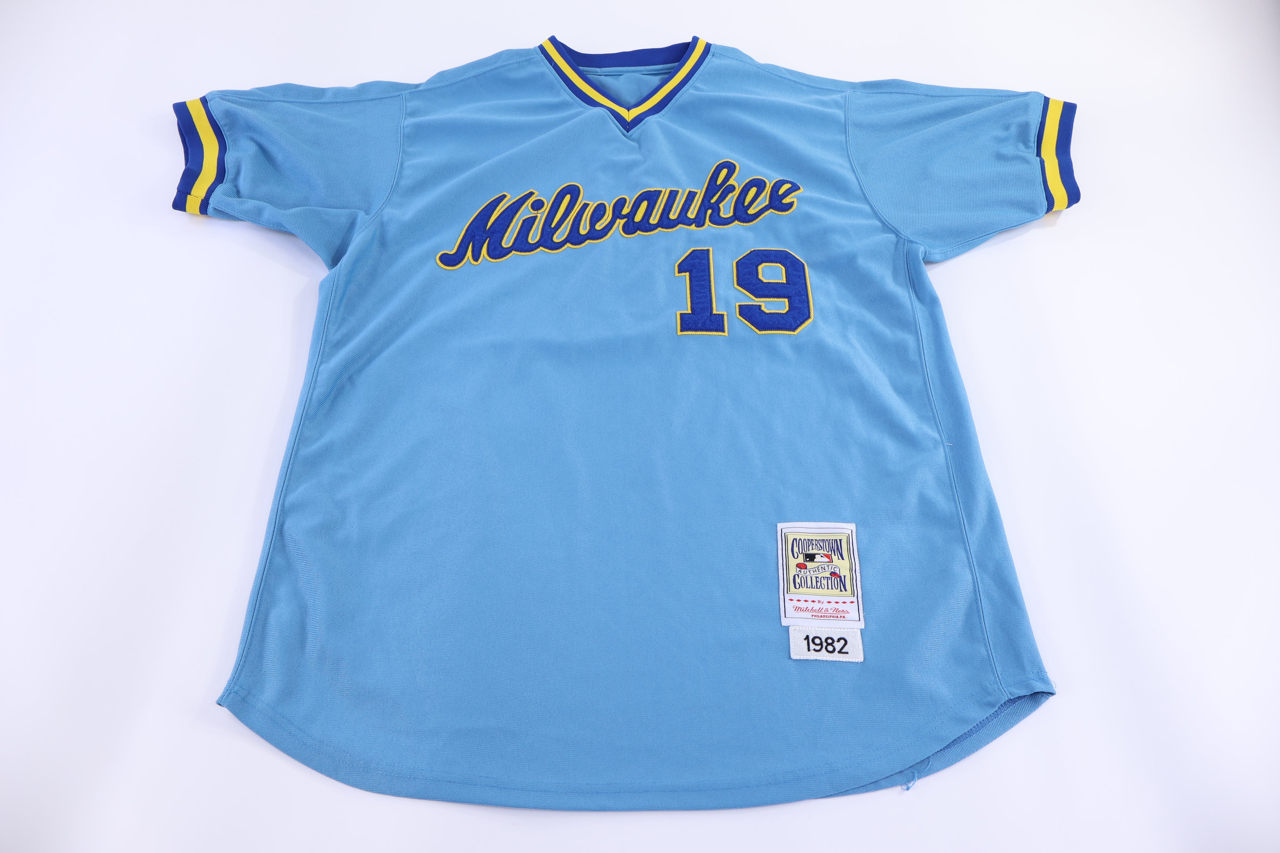 Mitchell & Ness Milwaukee Brewers Baseball Jersey