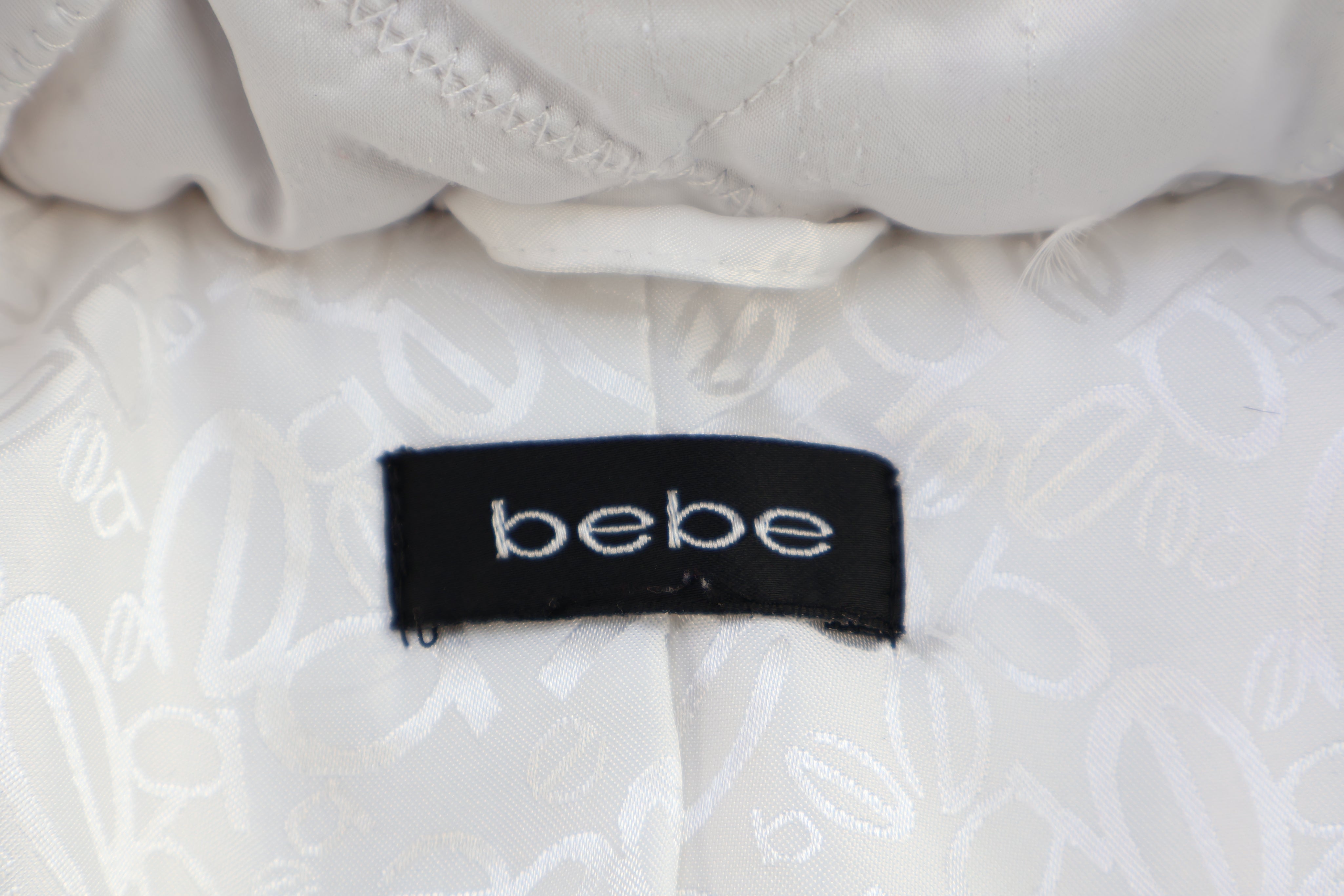 Women's Bebe White Diamond Quilted Full Zip Jacket