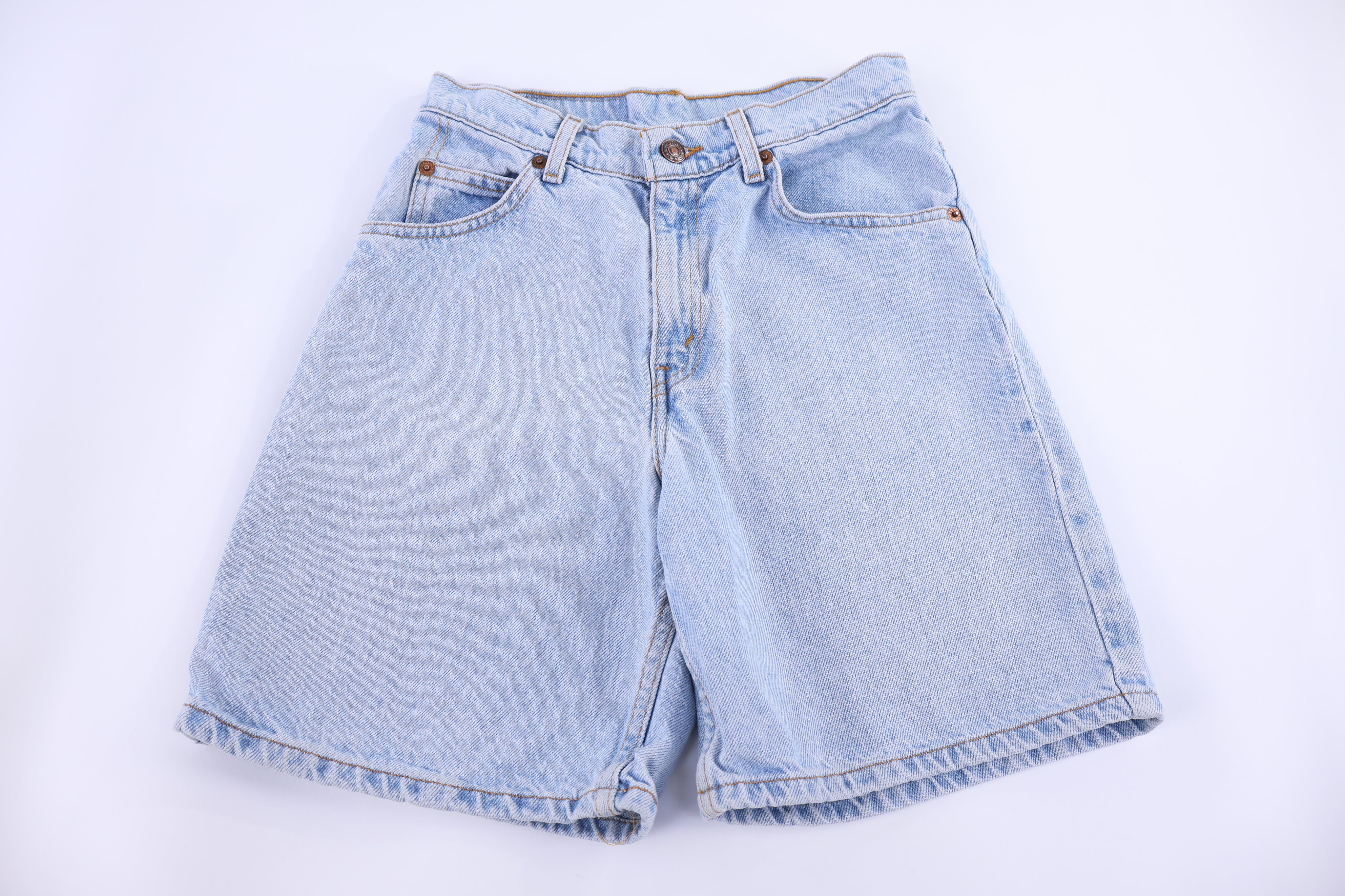 Women's Levi's 950 Light Wash Shorts