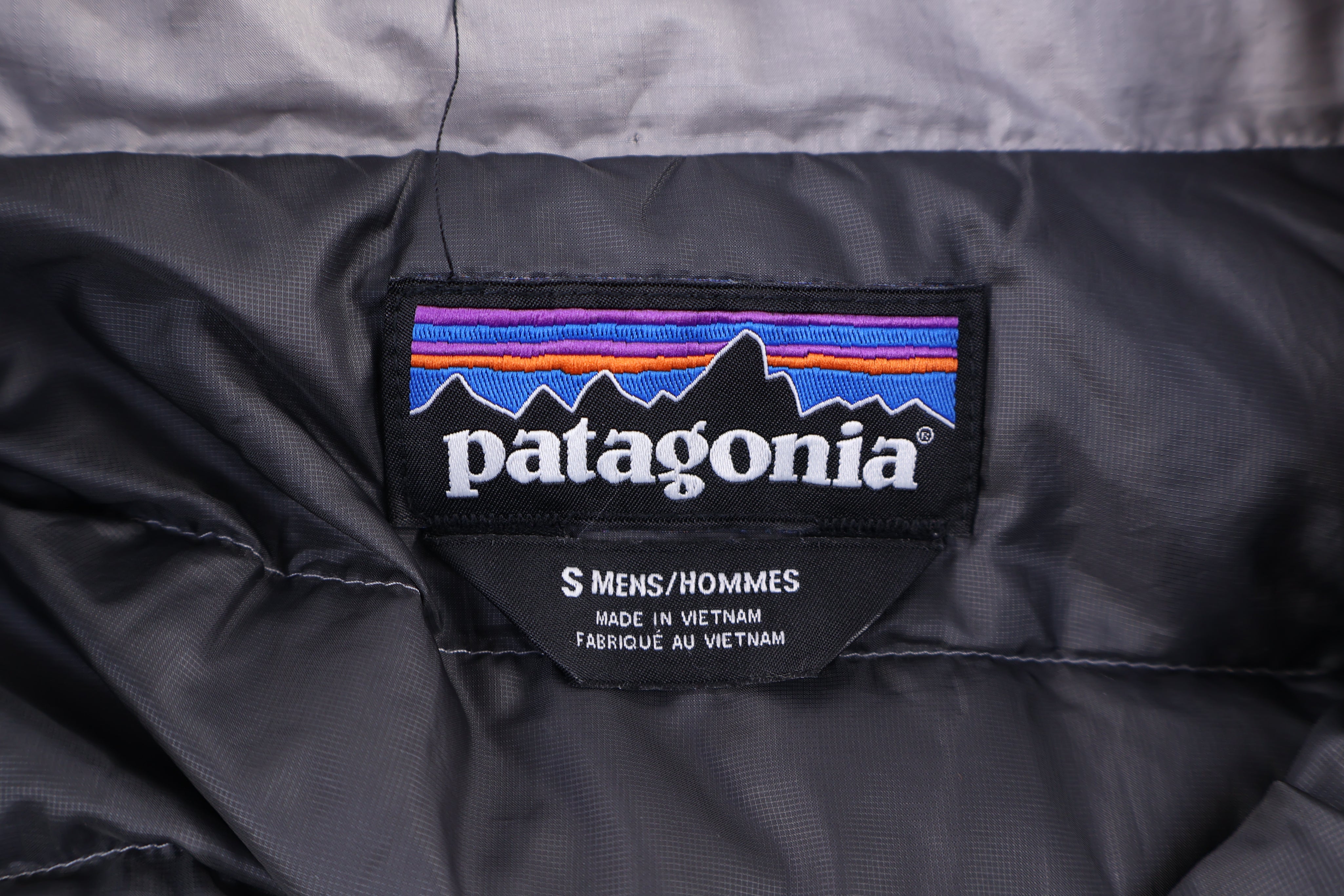 Patagonia Logo Patch Grey Full Zip Puffer Vest