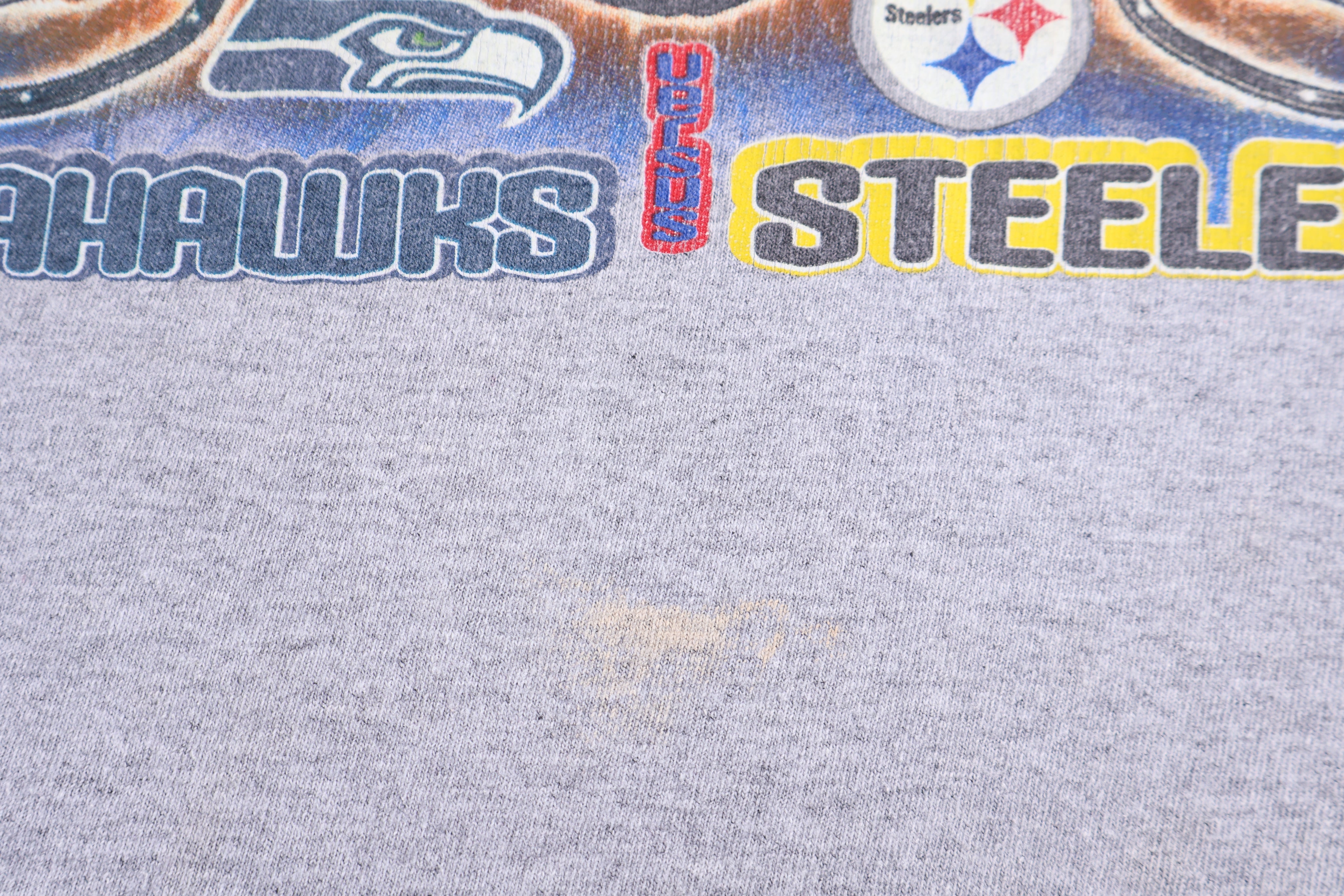 Vintage Superbowl Seahawks Vs Steelers Football T-shirt