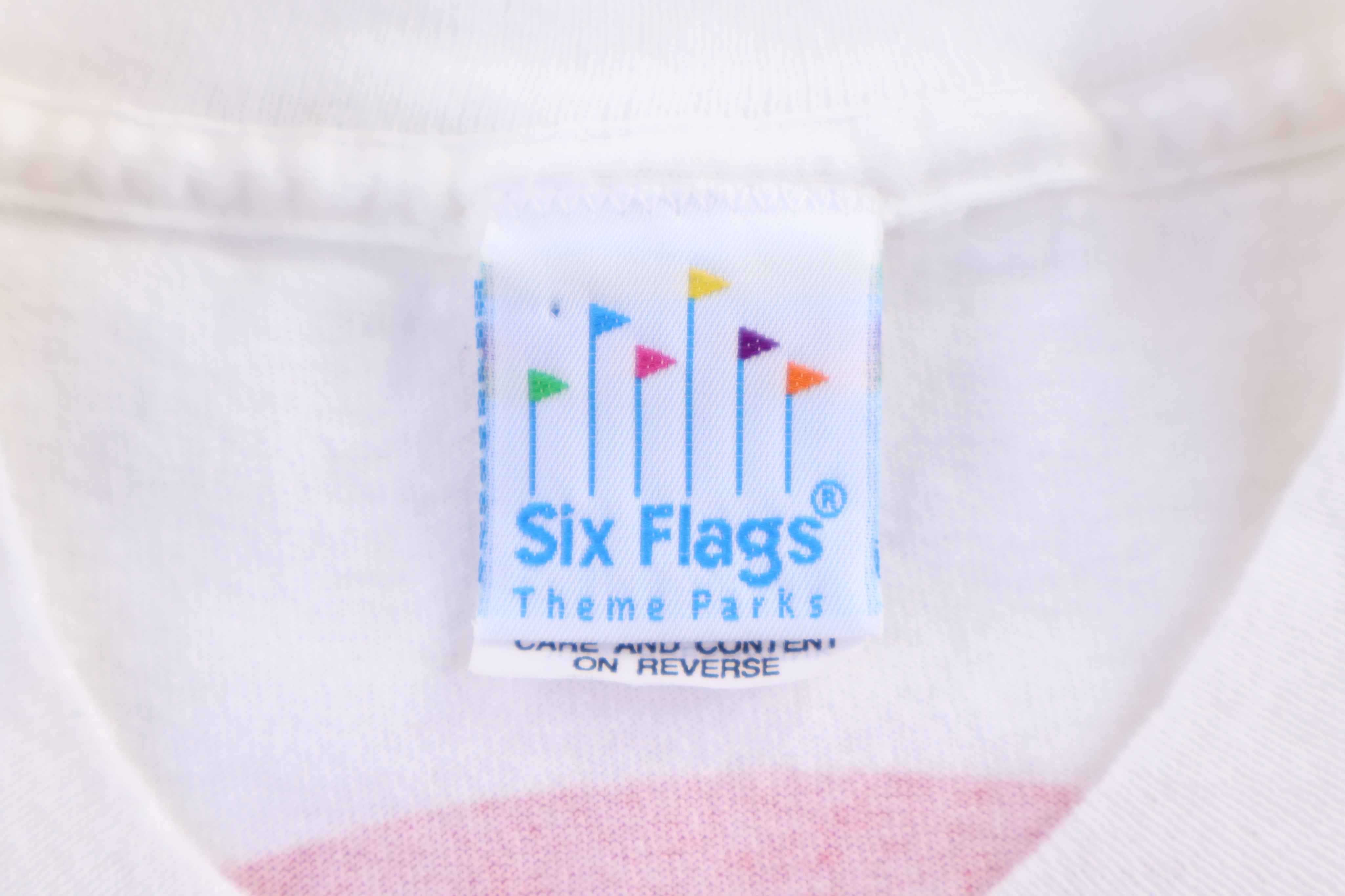 90's Looney Tunes Six Flags T-shirt