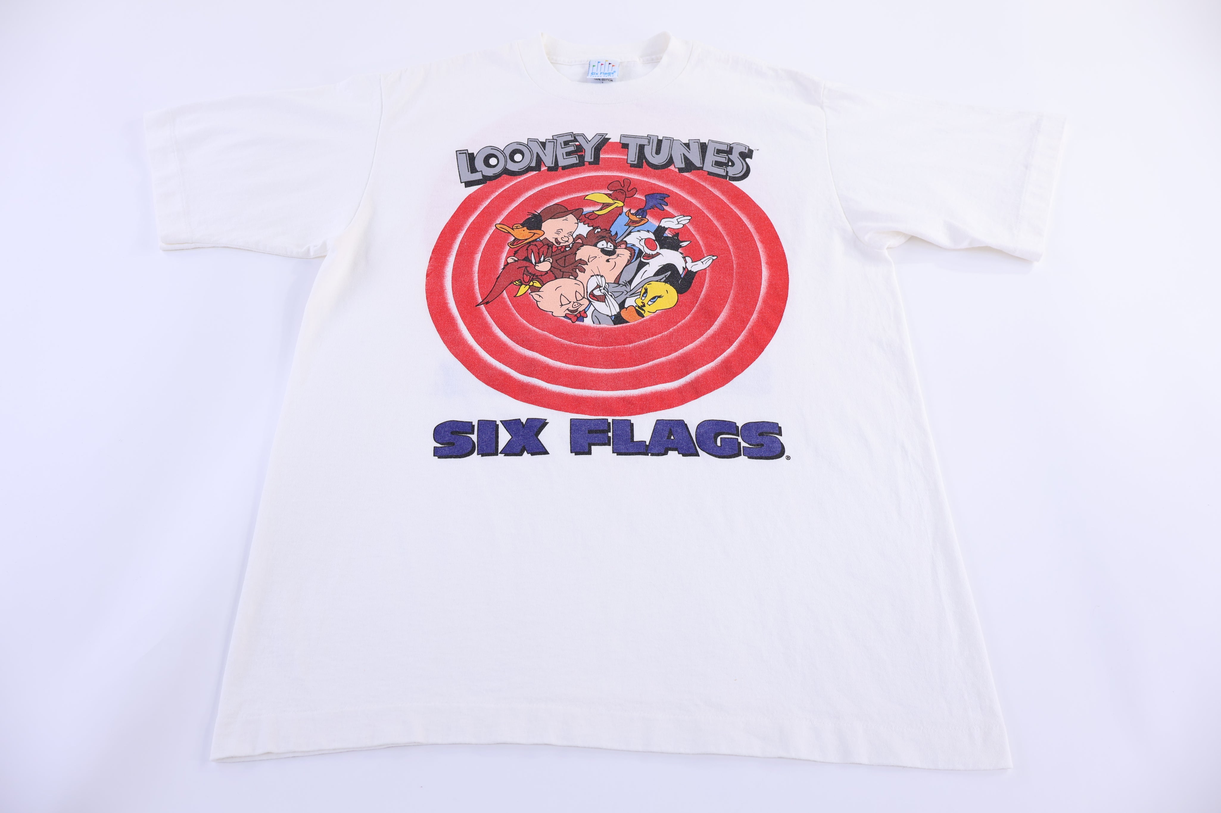 90's Looney Tunes Six Flags T-shirt