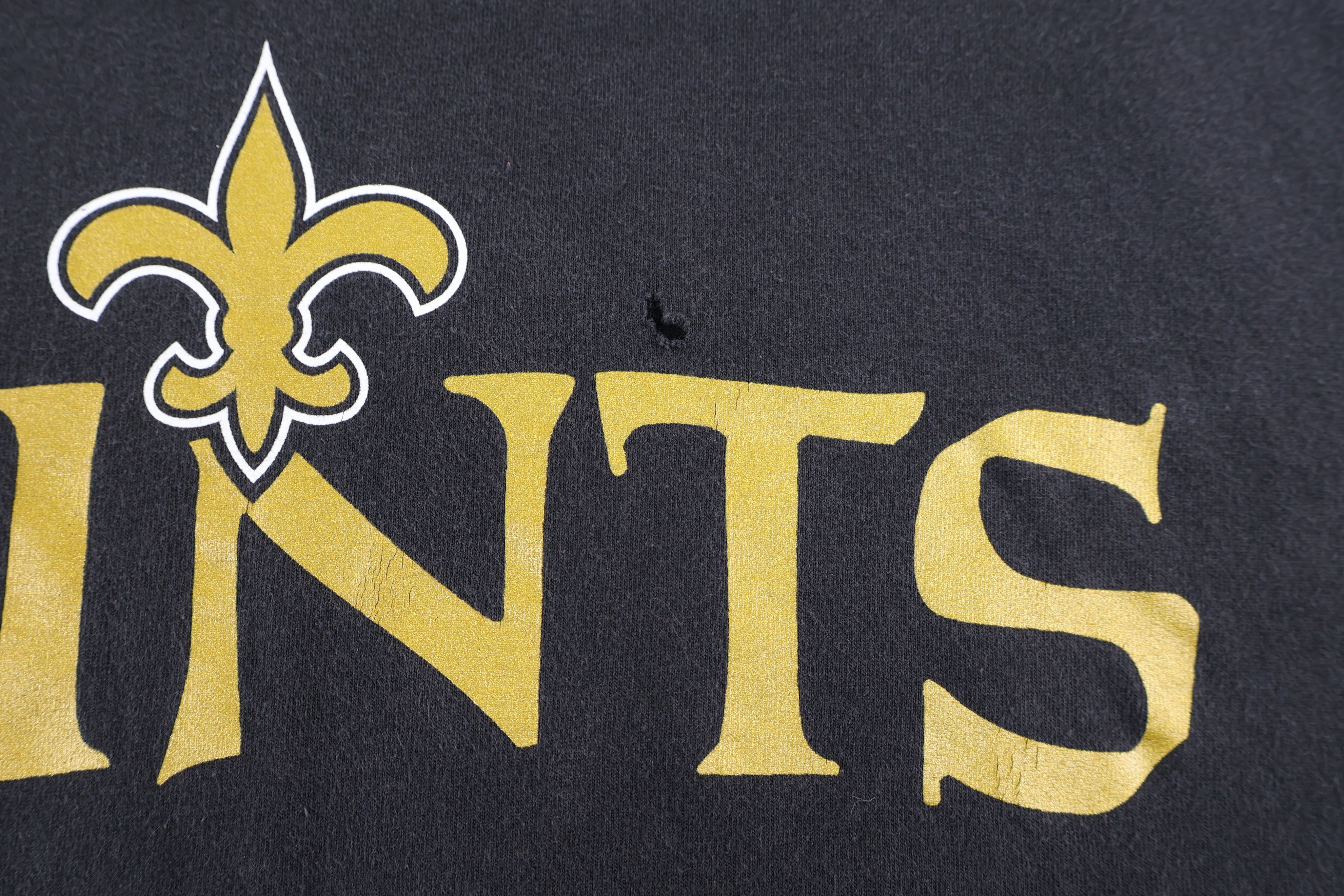Vintage New Orleans Saints Football T-shirt