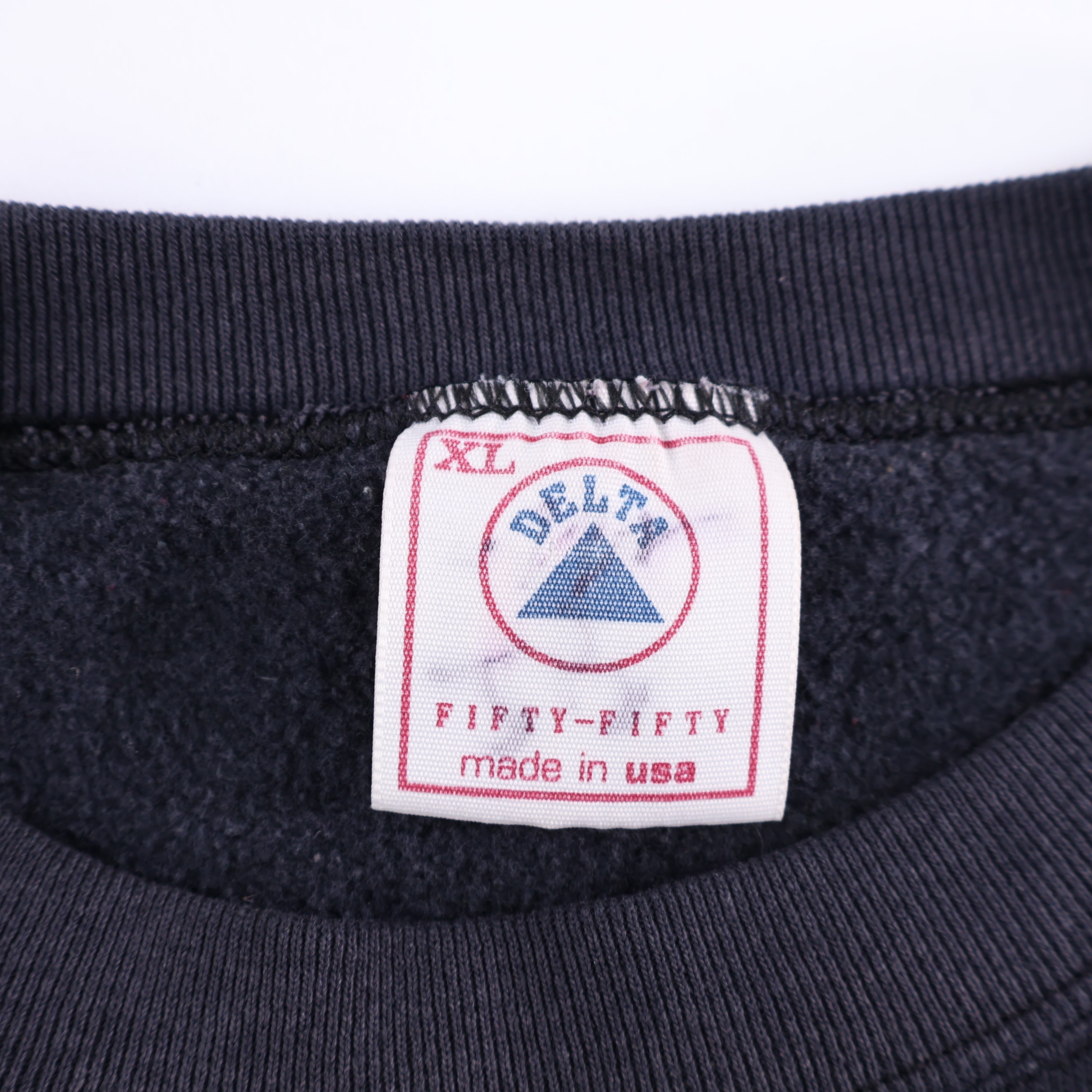 90's Tasmanian Devil Lightning Graphic Sweatshirt