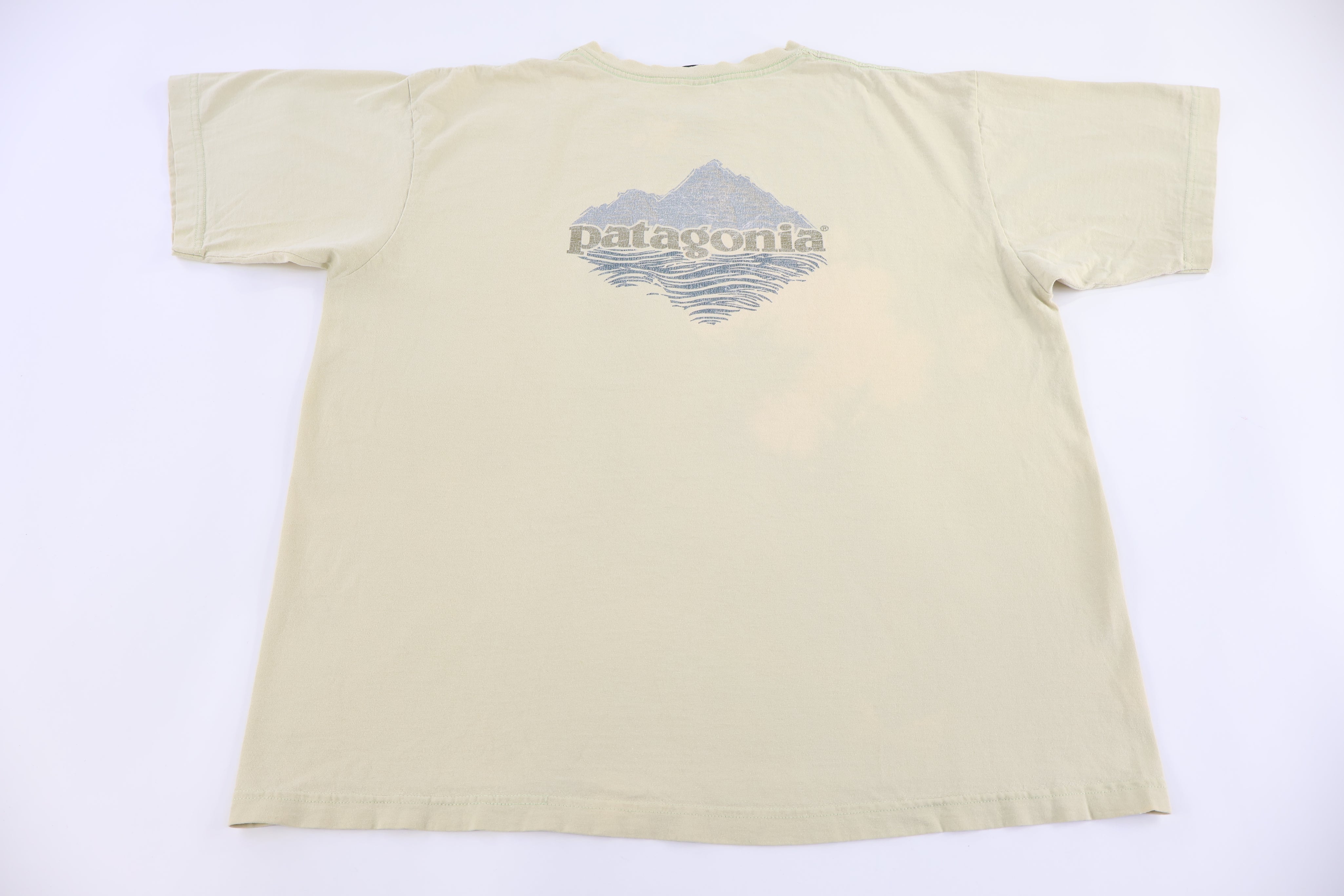 90's Patagonia Logo Graphic T-shirt