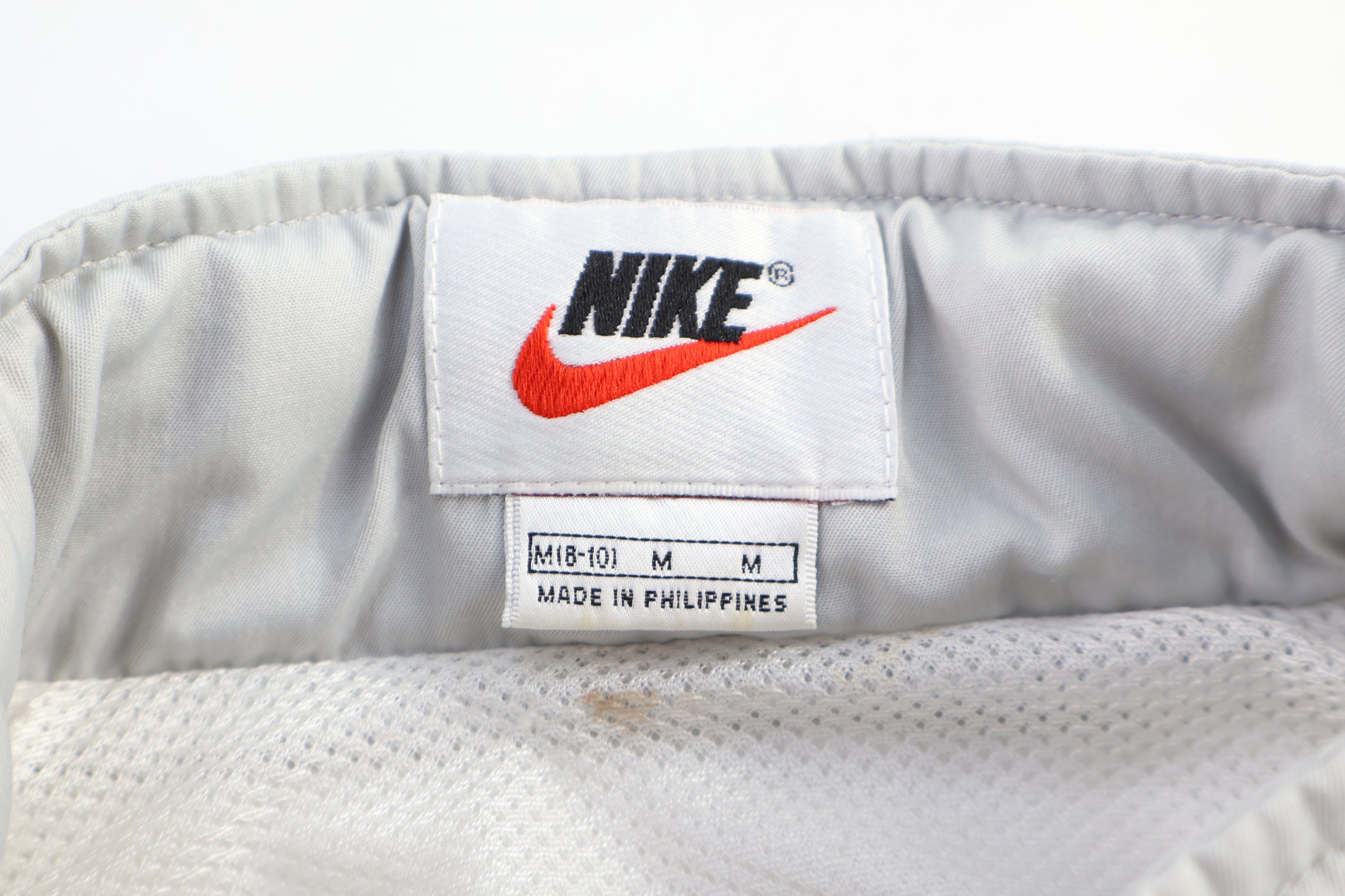 Women's 90's Nike Embroidered Logo Full Zip Jacket