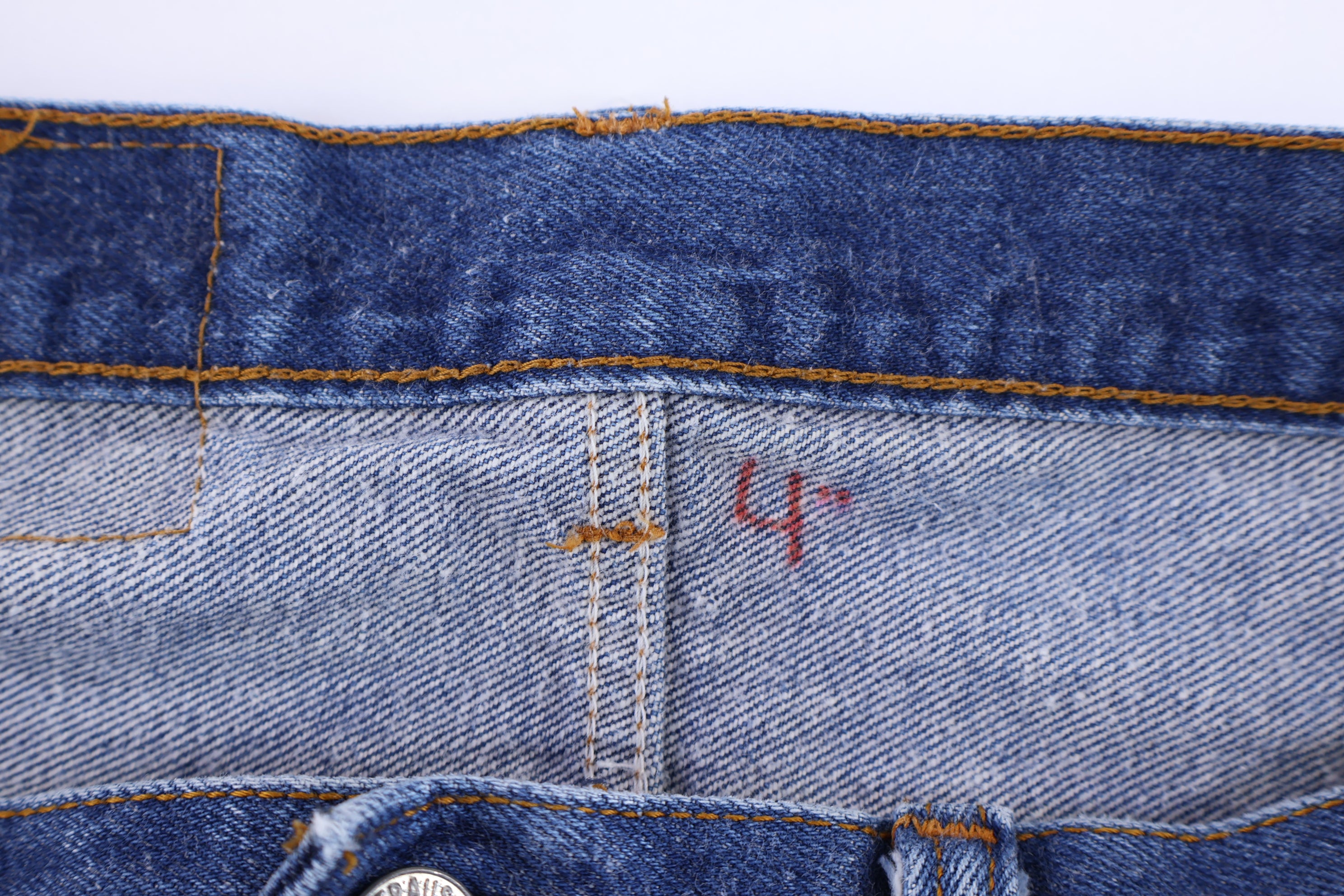 90's Levi's 501 Dark Wash Denim Jeans