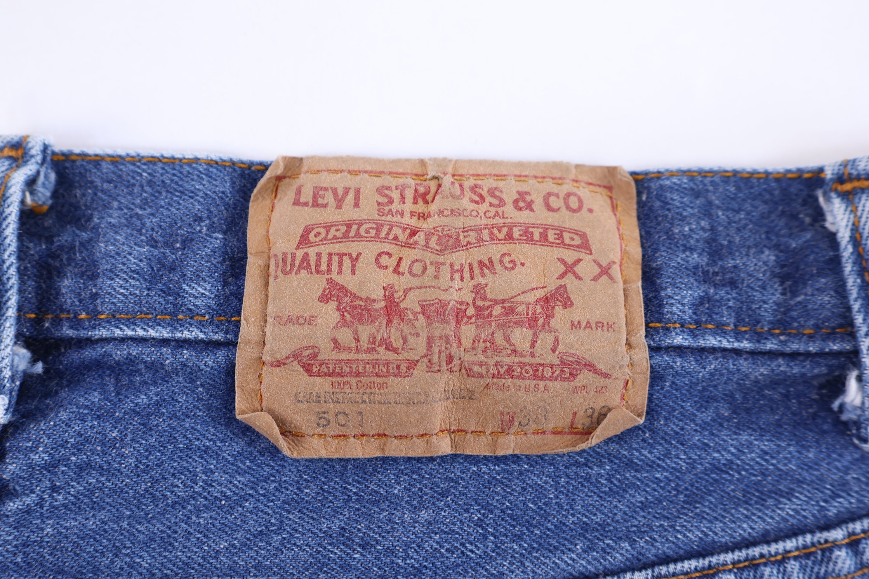 90's Levi's 501 Dark Wash Denim Jeans