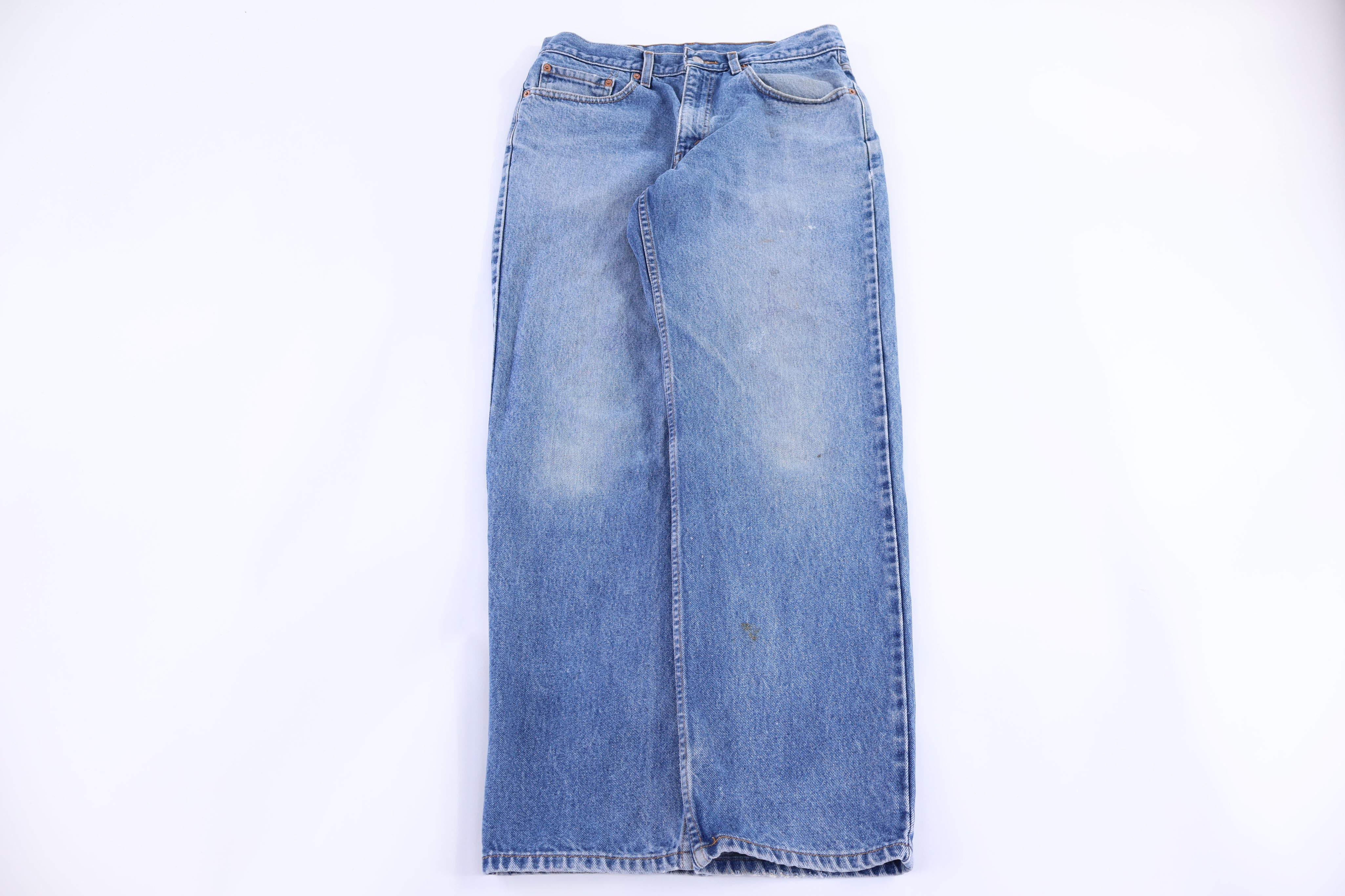 Levi's 550 Medium Wash Denim Jeans