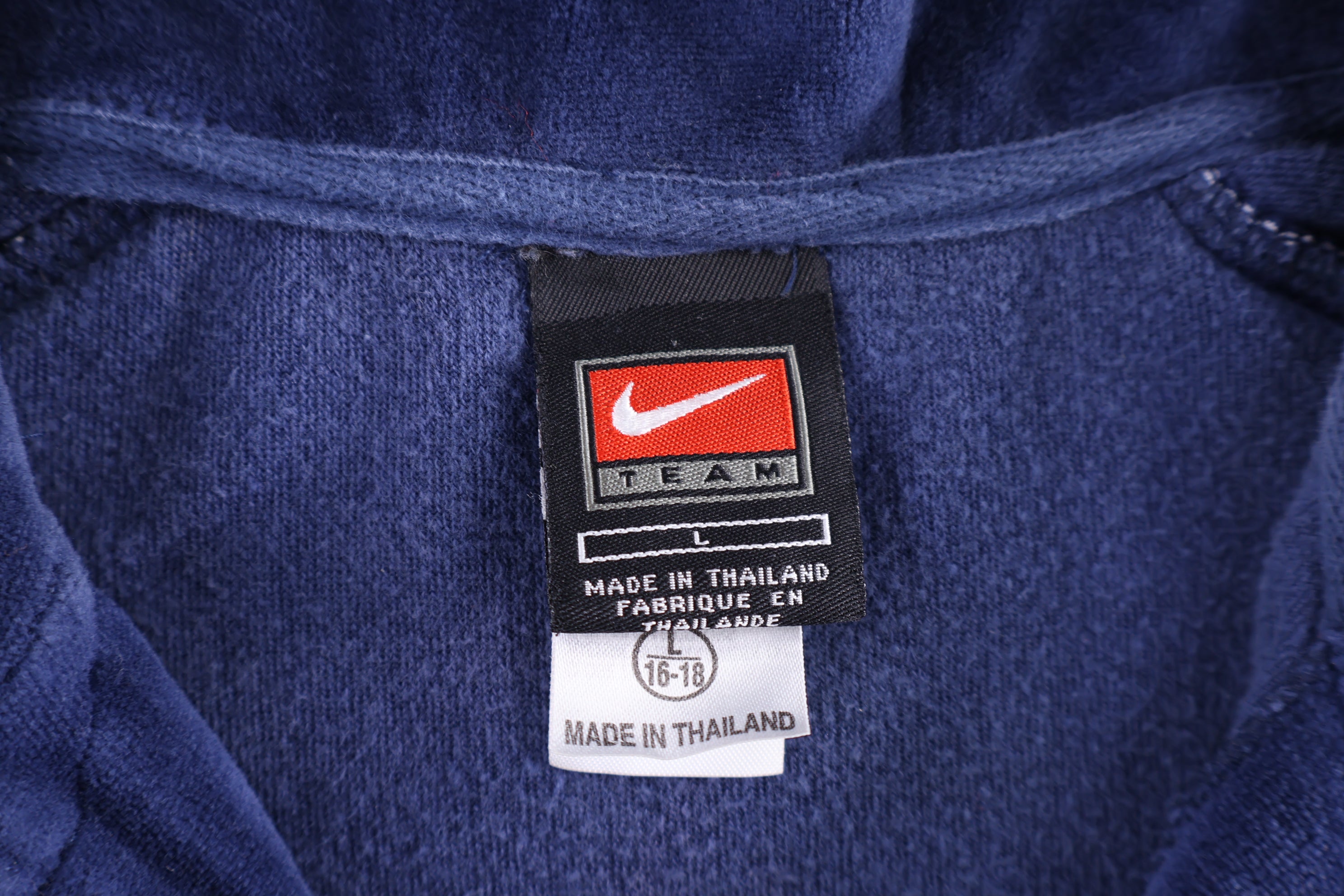 Vintage Nike New Jersey Nets Basketball Full Zip Sweater