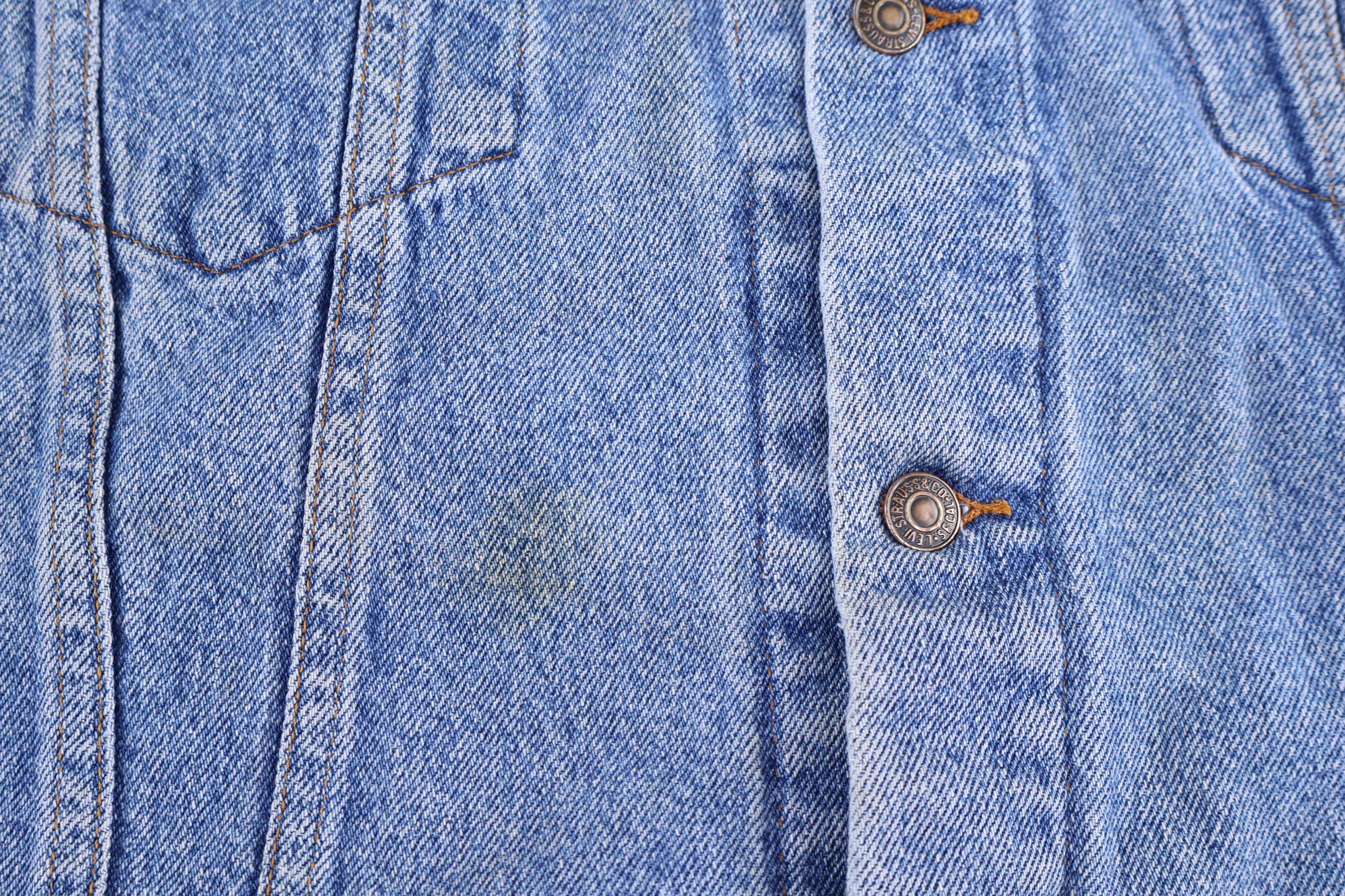 90's Levi's Medium Wash Denim Jacket