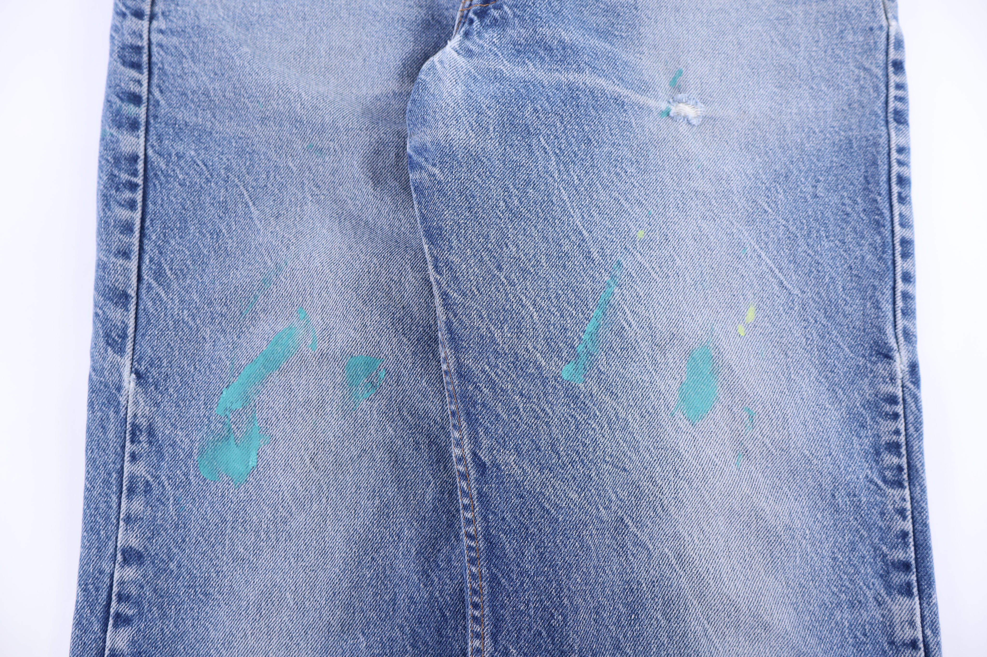 90's Levi's Medium Wash Denim Jeans