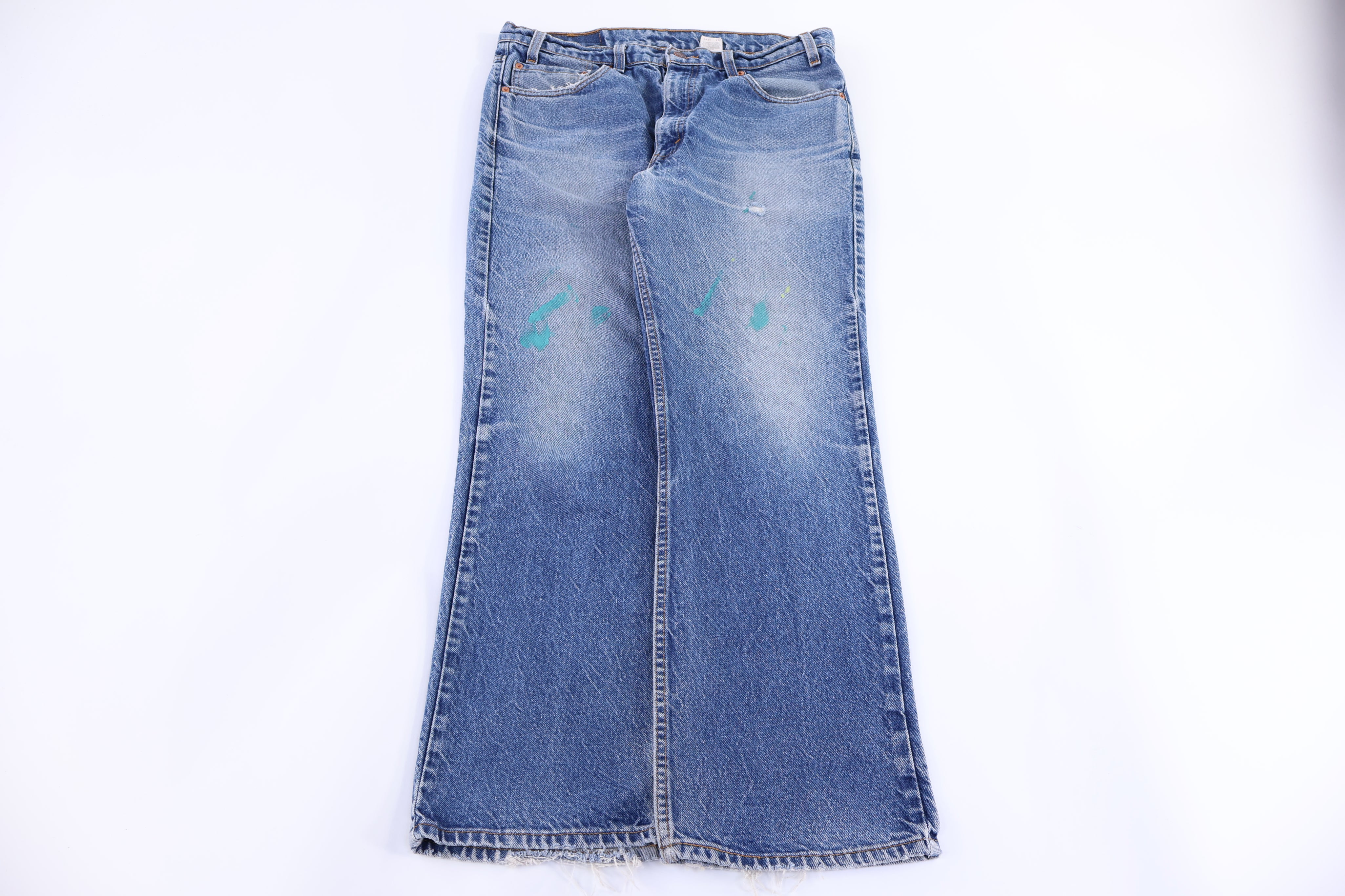 90's Levi's Medium Wash Denim Jeans