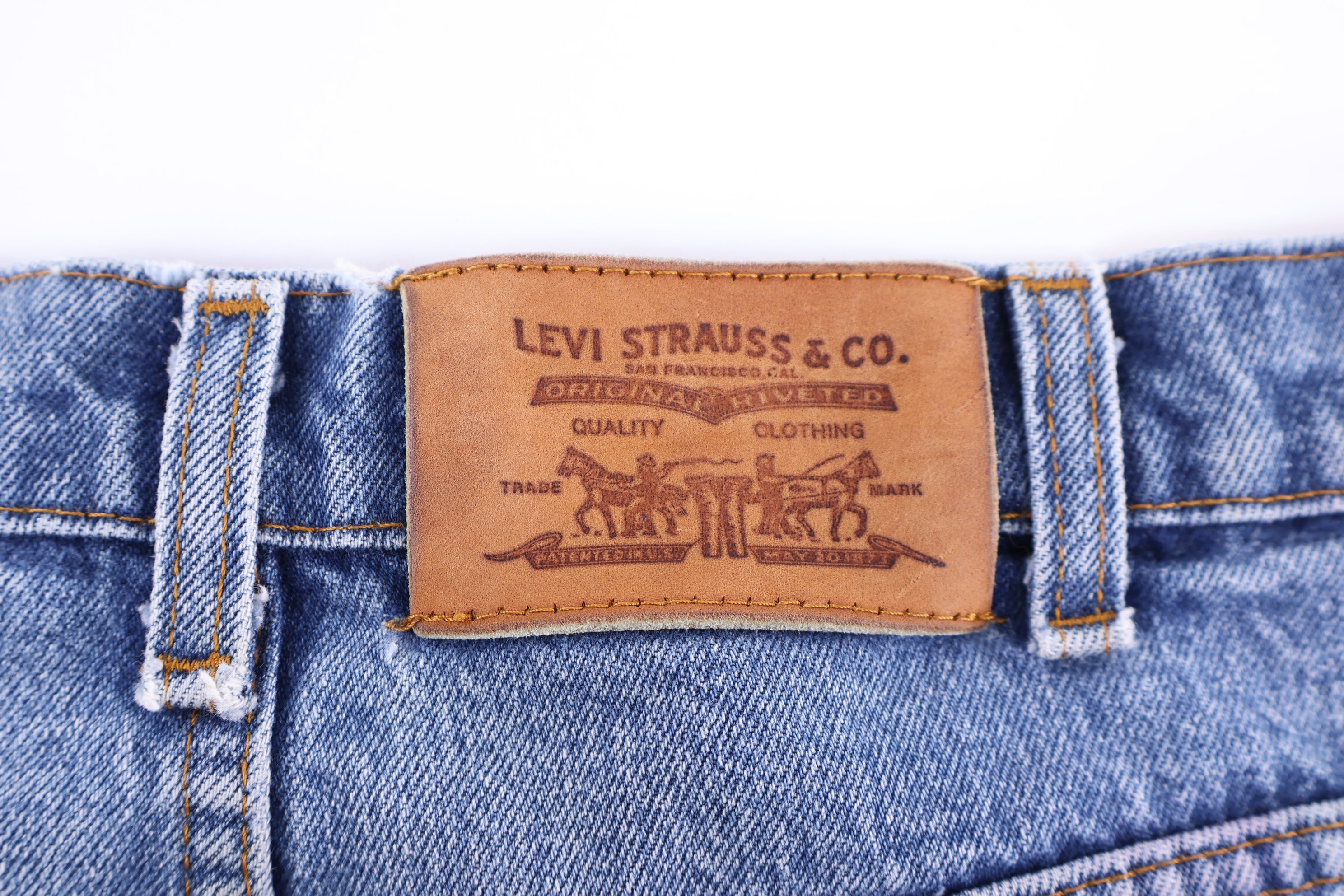 90's Levi's Orange Tab Medium Wash Denim Jeans