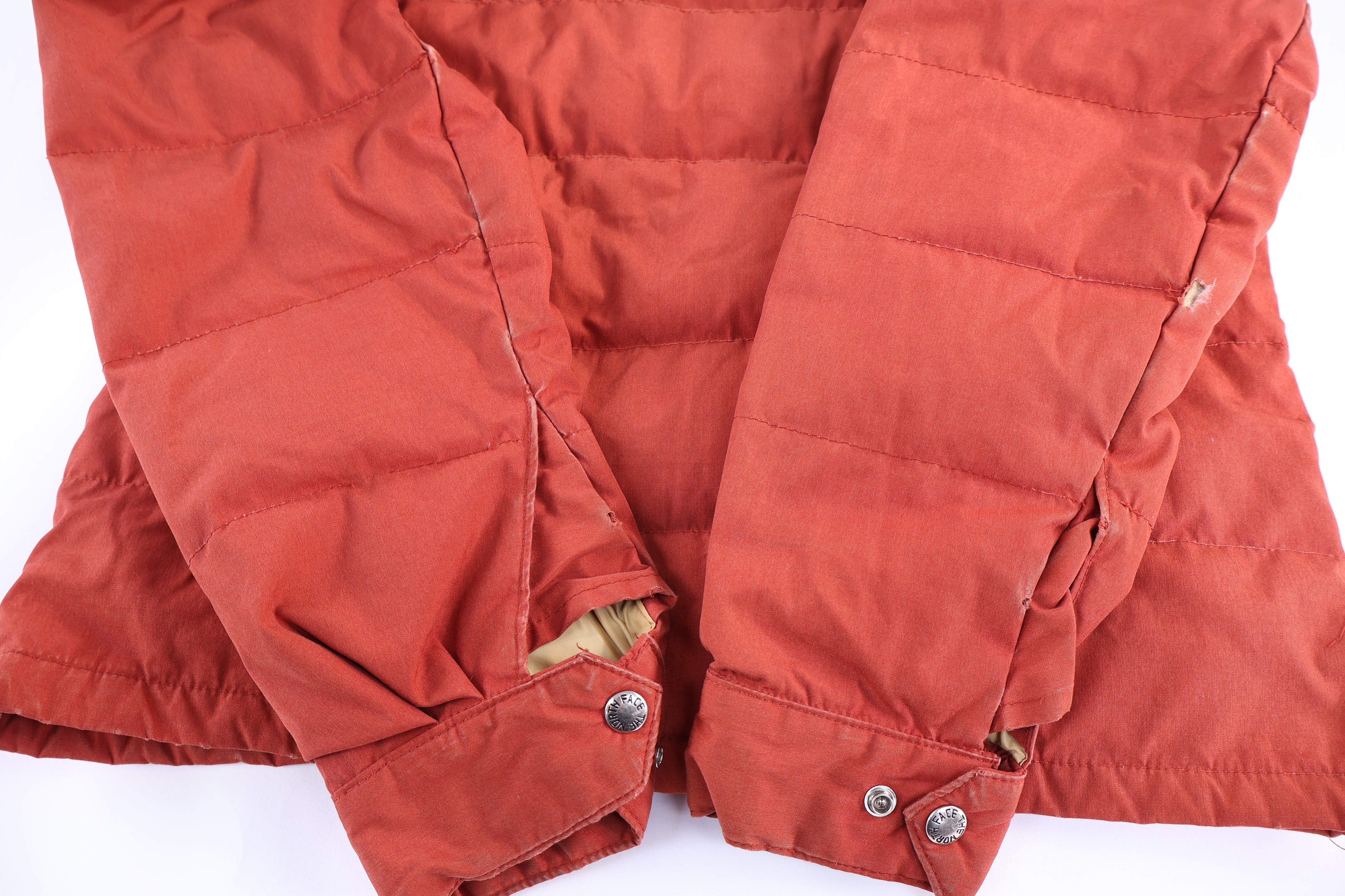 90’s Women's The North Face Embroidered Logo Puffer Jacket