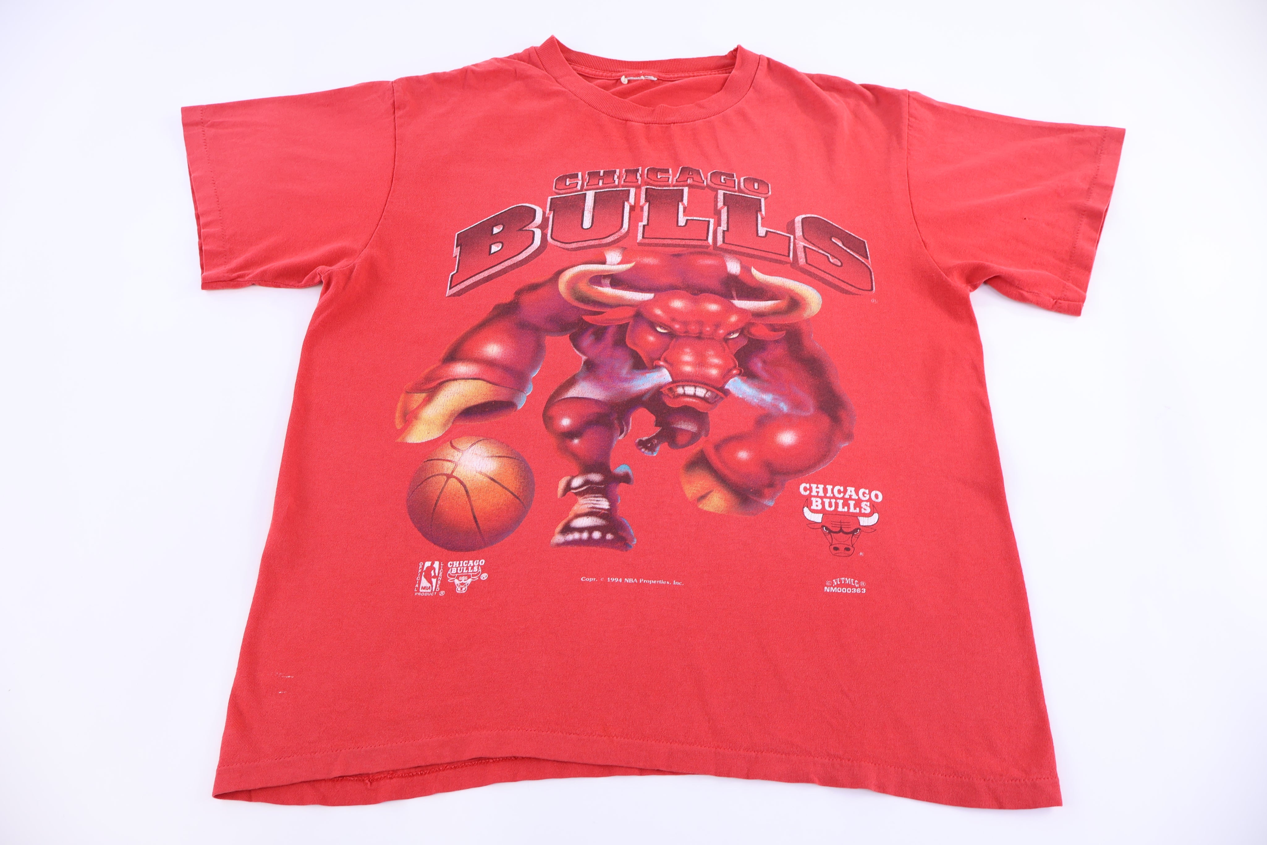 90's Chicago Bulls Basketball T-shirt